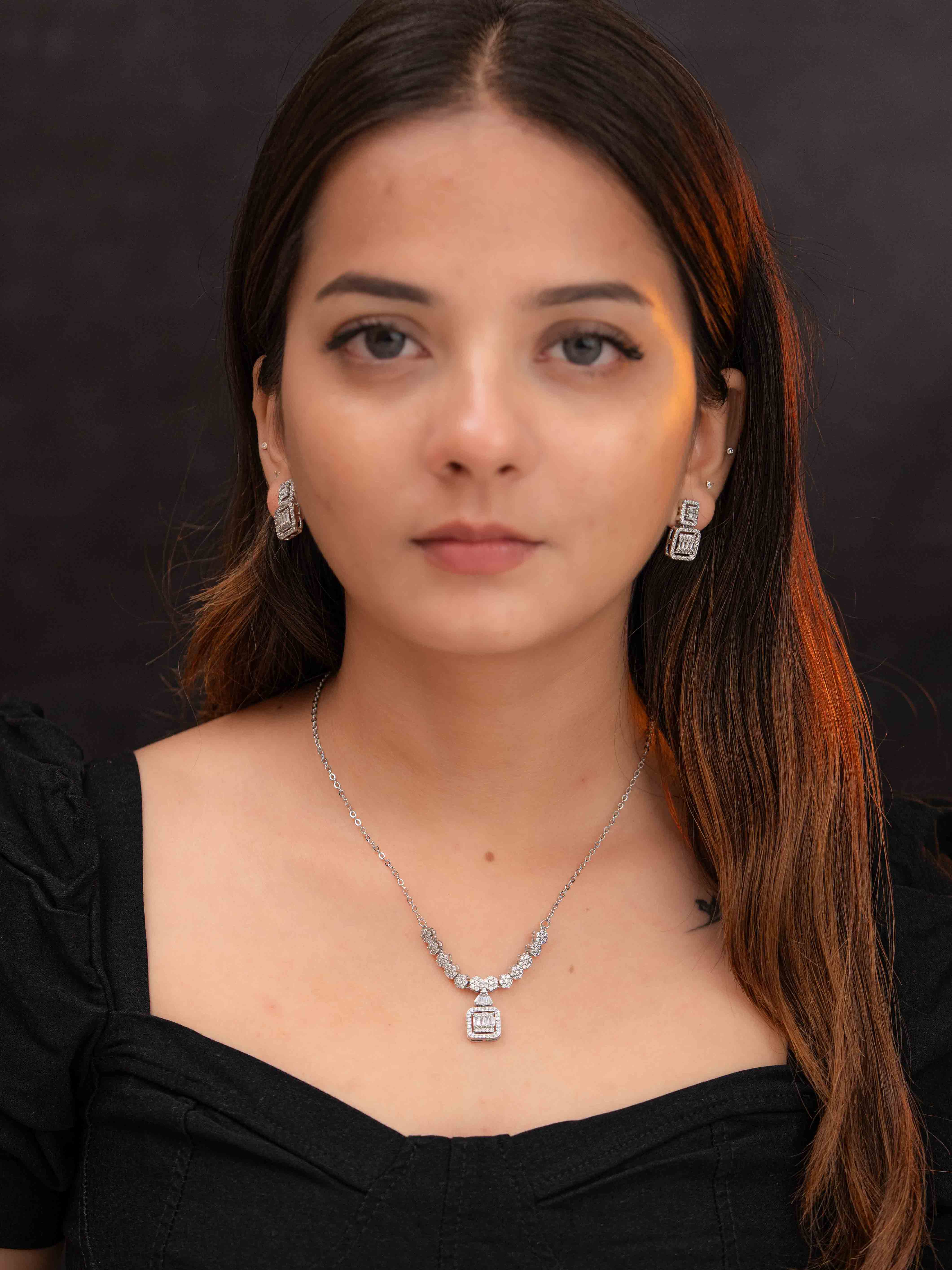 Urvi Silver Necklace Set