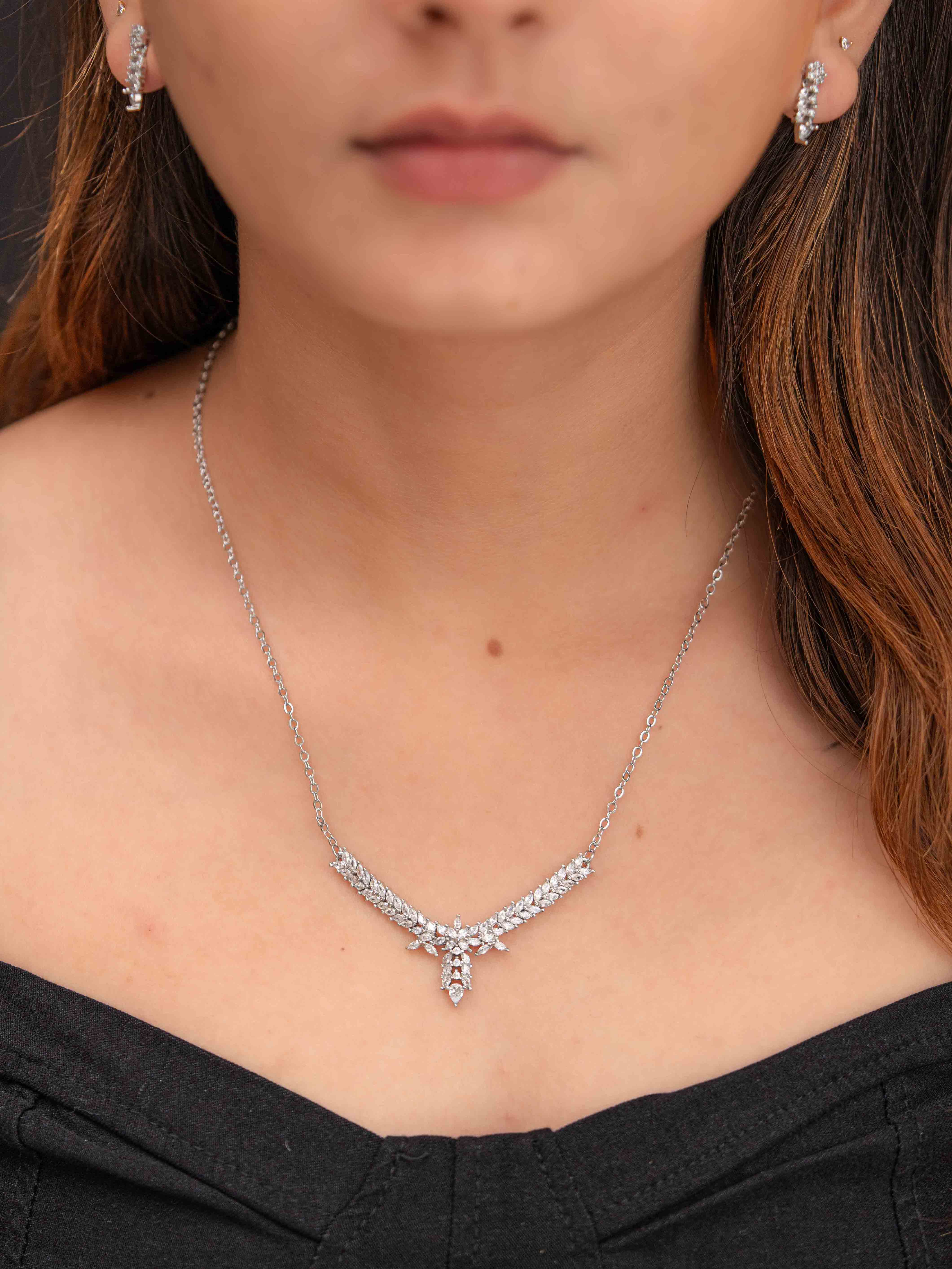 Anvi Silver Necklace Set