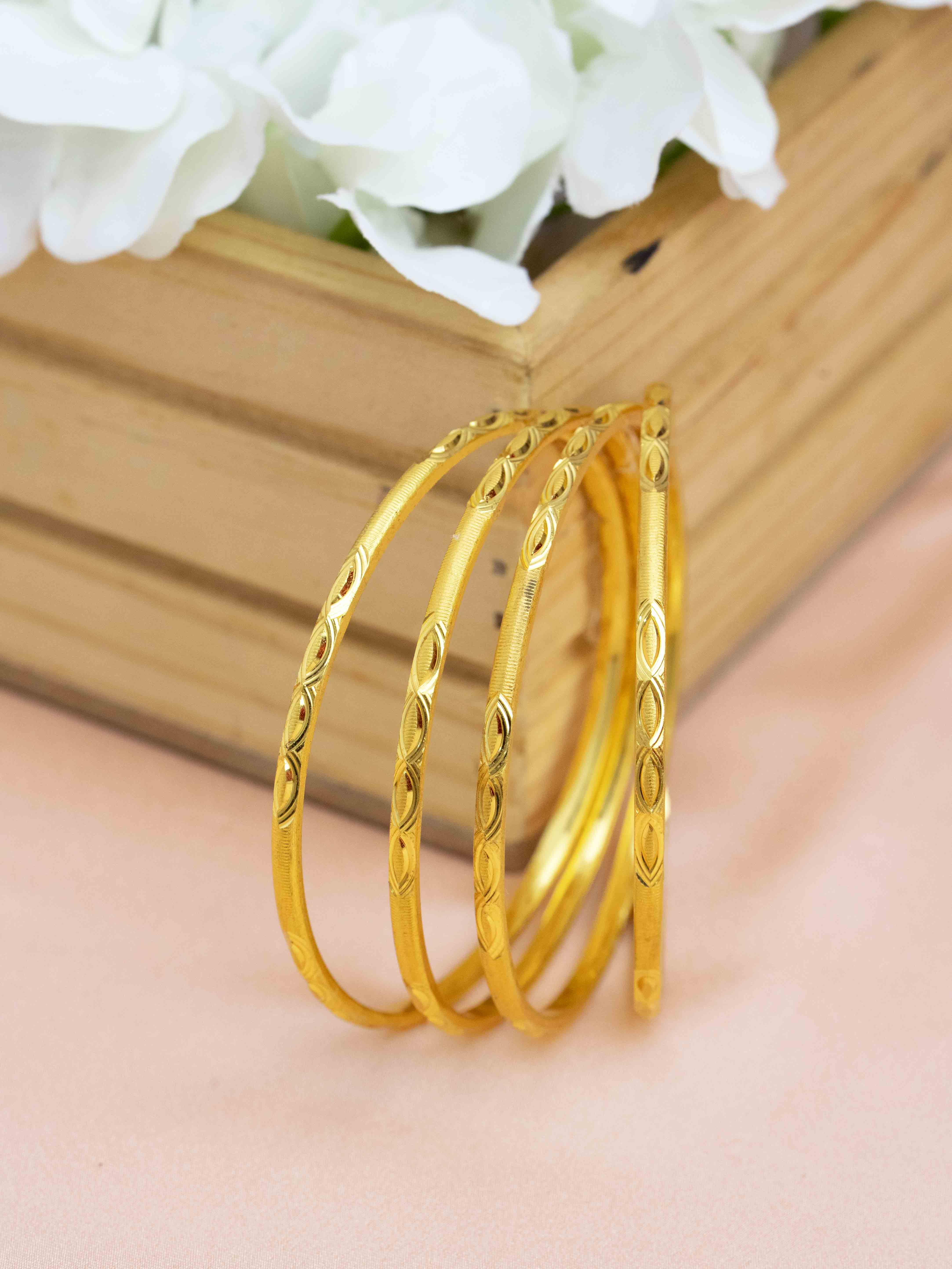 Sarika Bangle (Set Of 4)