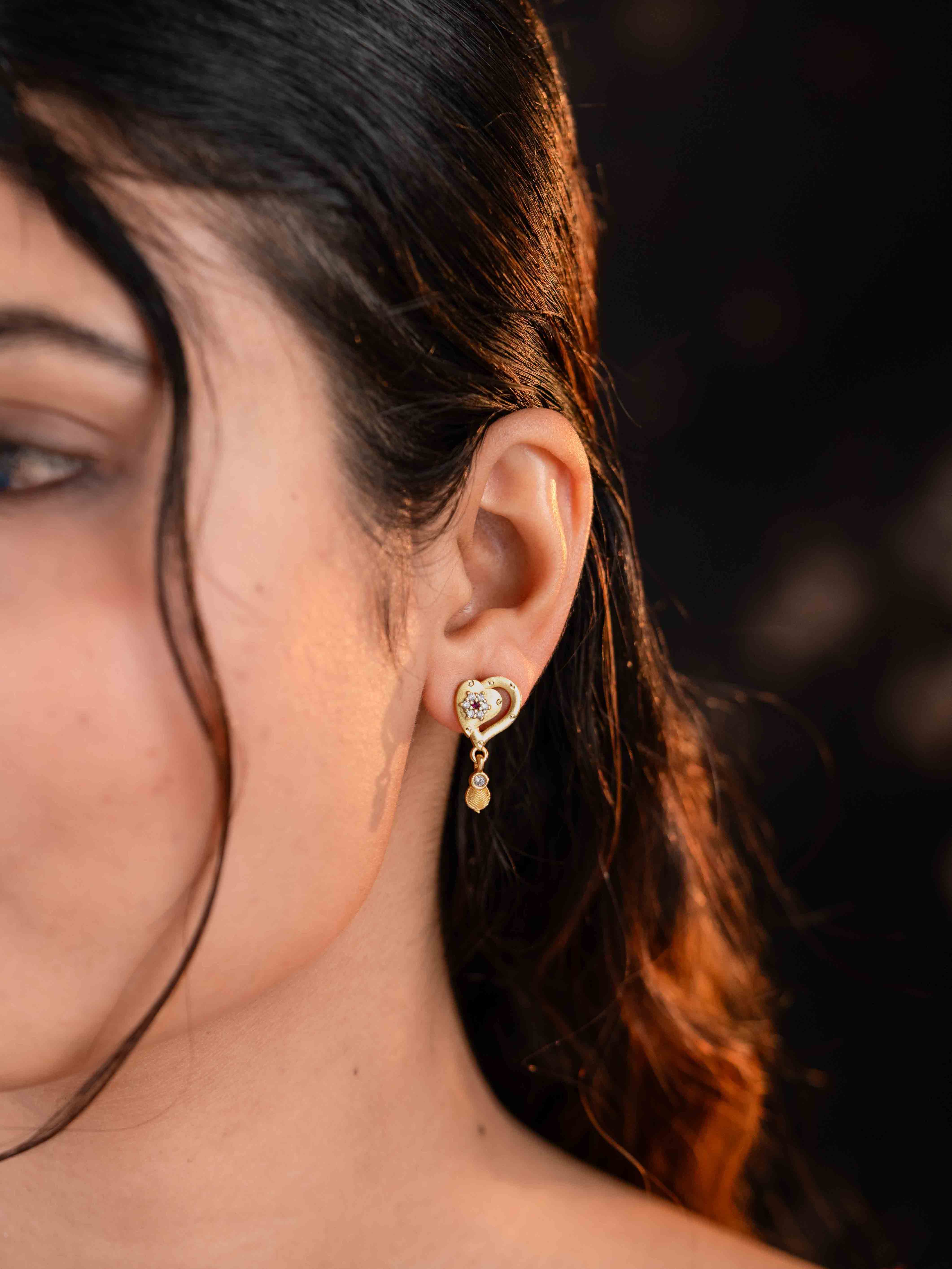 Kriti studs