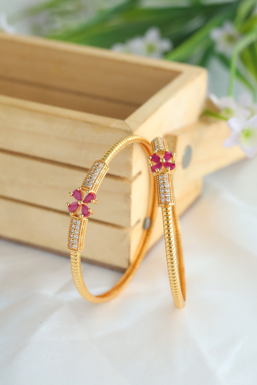 Chrysalini Shell Inlay Mati Bangle main image 1
