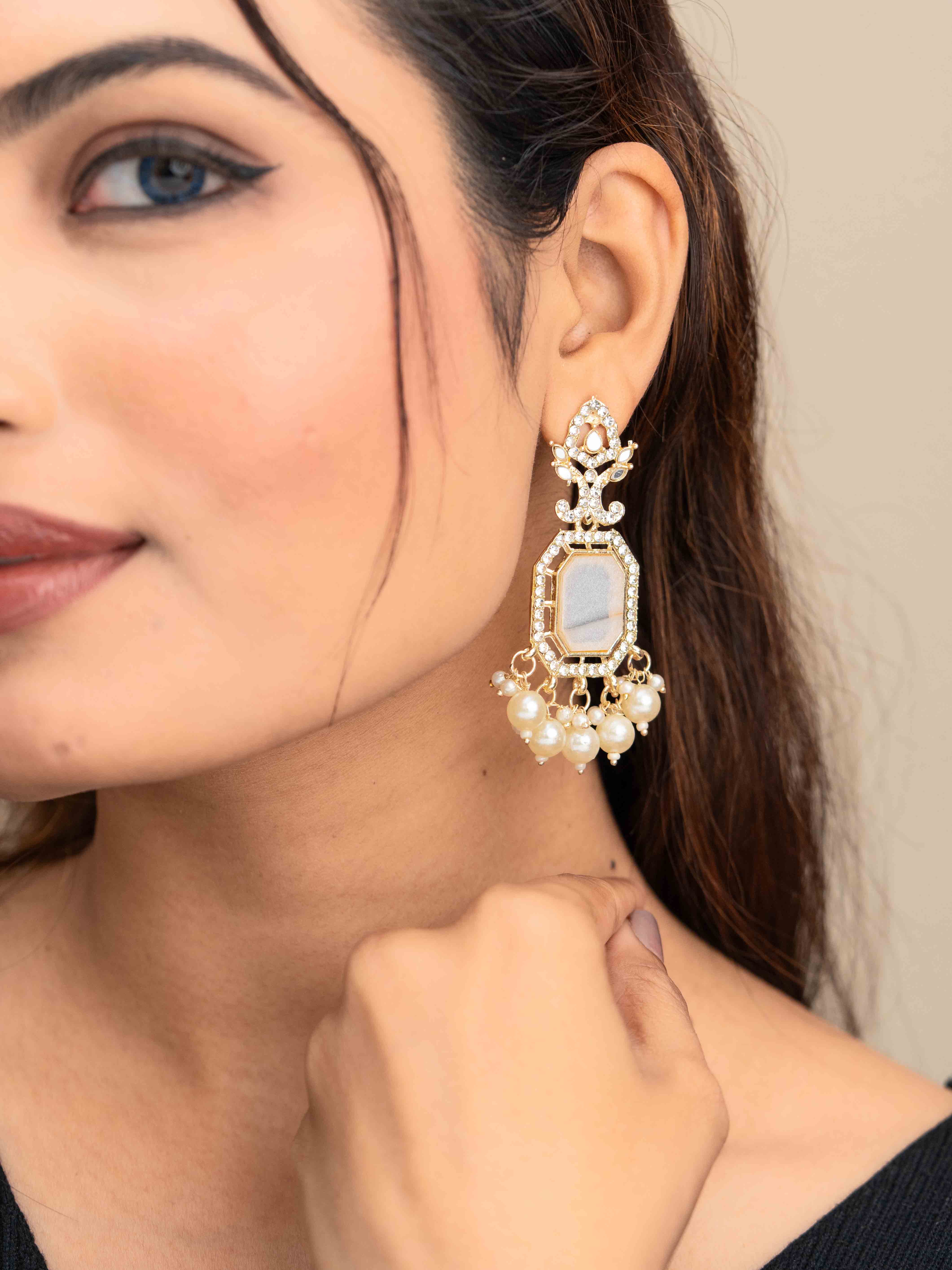 Mitali Kundan Earrings