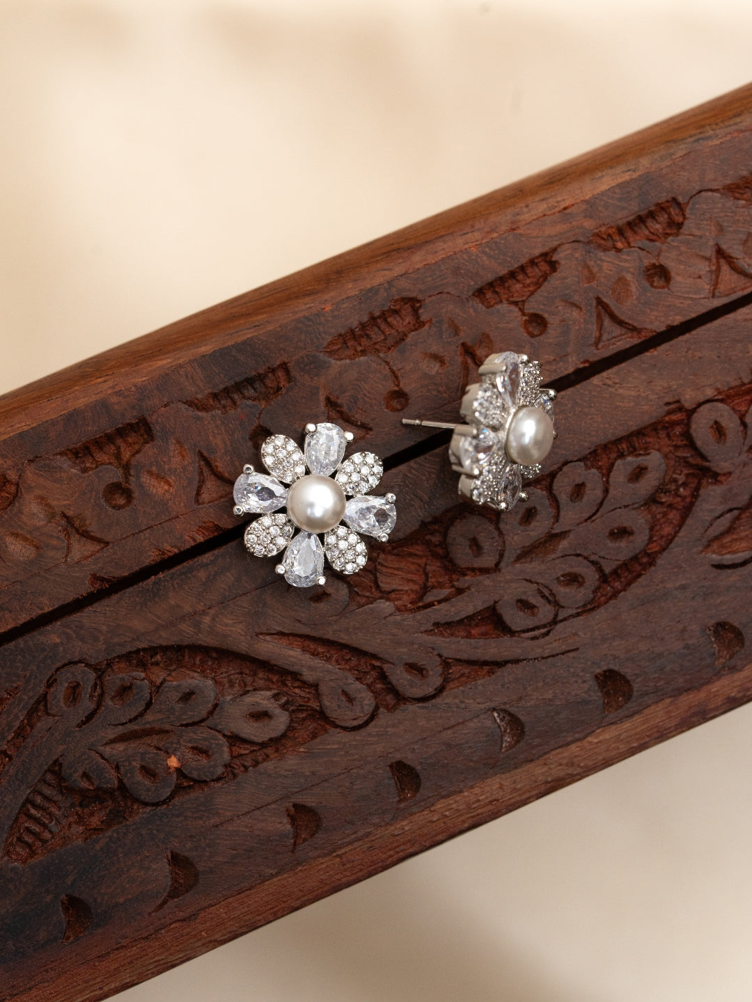 Nooriya Earrings
