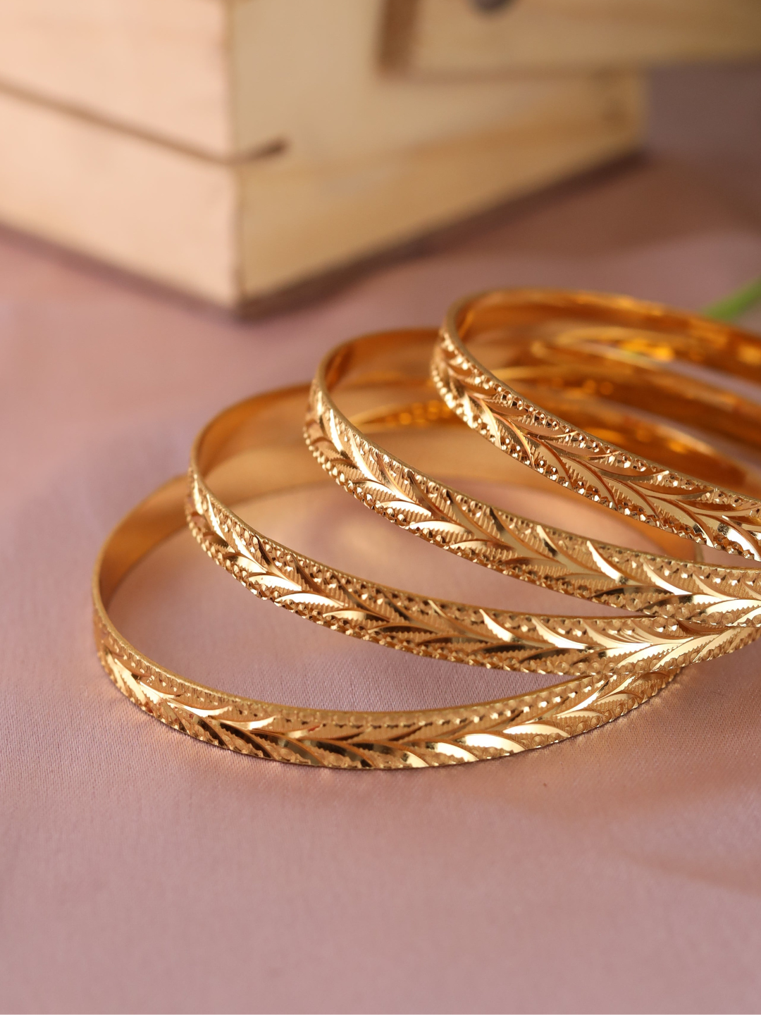 Pihu Bangle  ( Set of 4 )