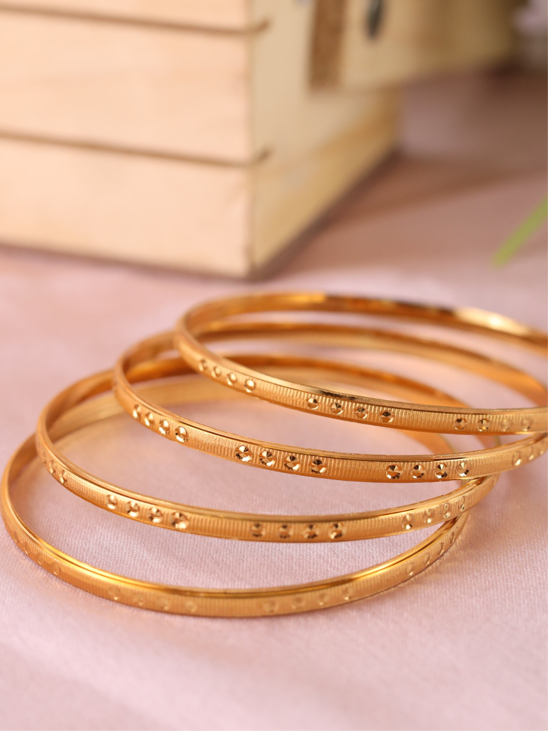 Prisha Bangle ( Set of 4)