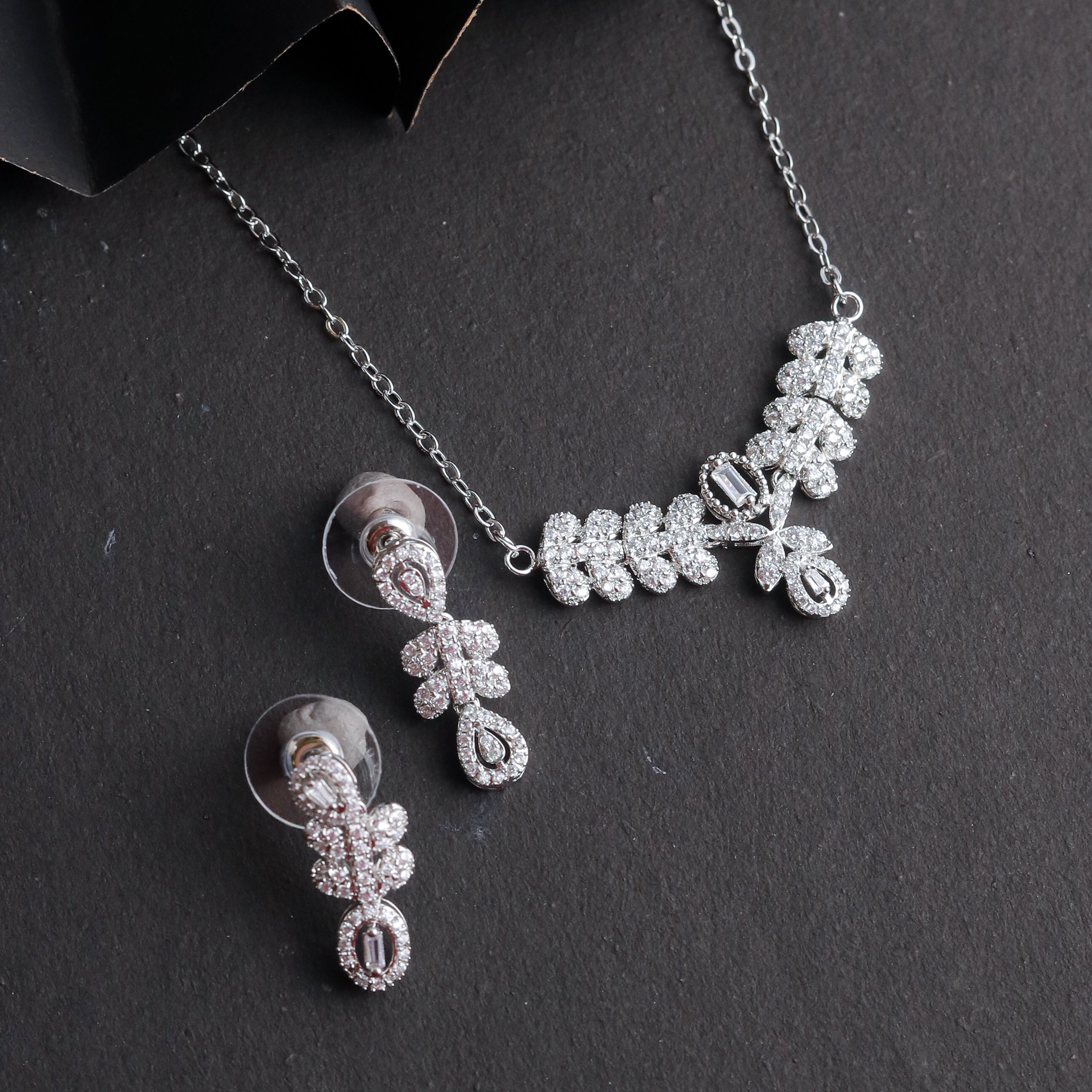 Moonbeam Silver  Pendant Set