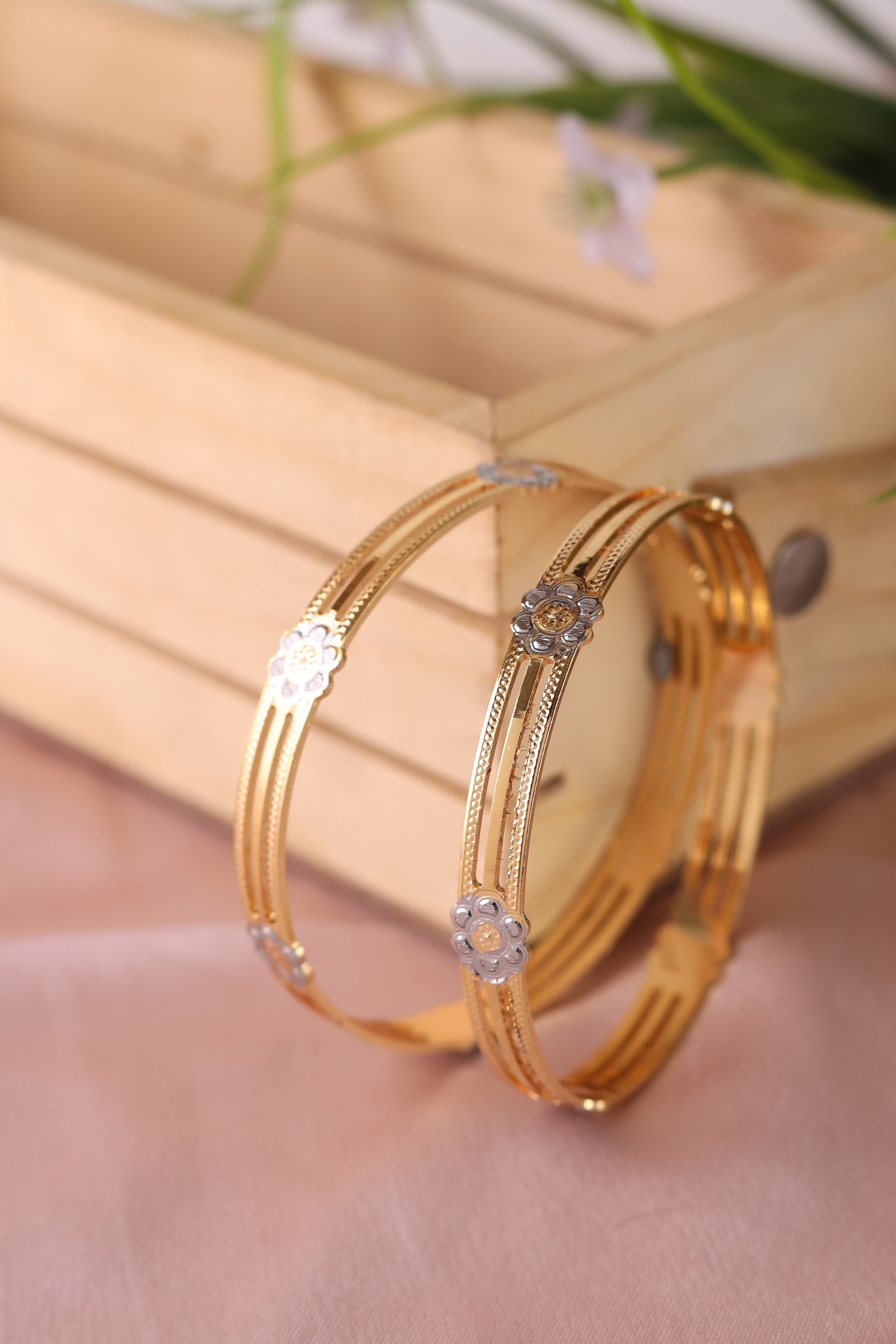 Sanjana Designer  Bangle. ( Set of 2 )