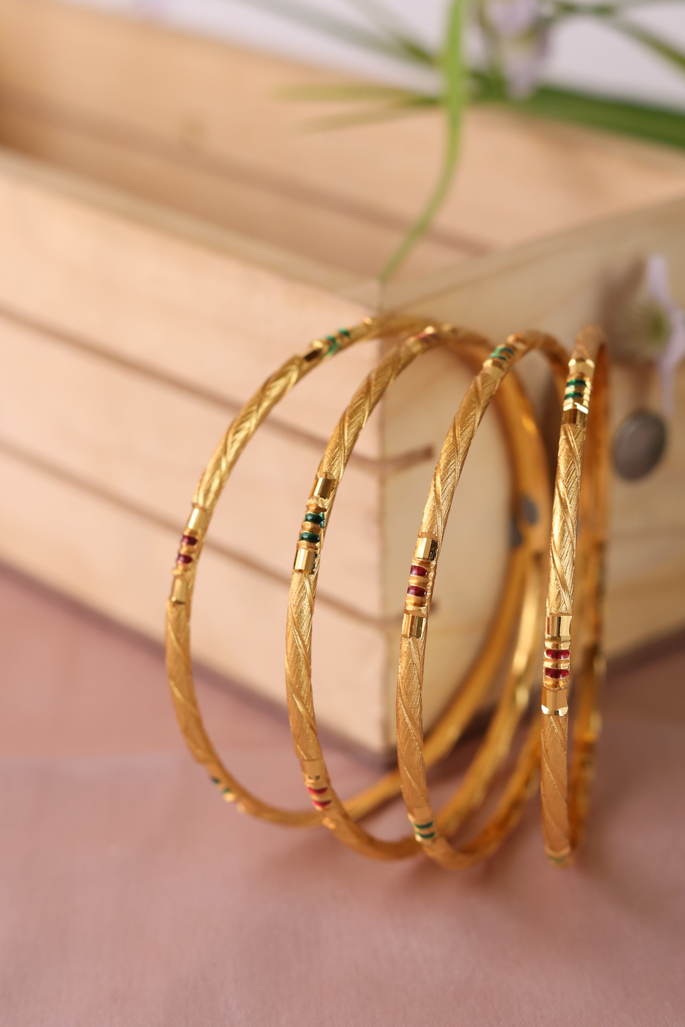 Sushmita Bangle ( Set of 4)