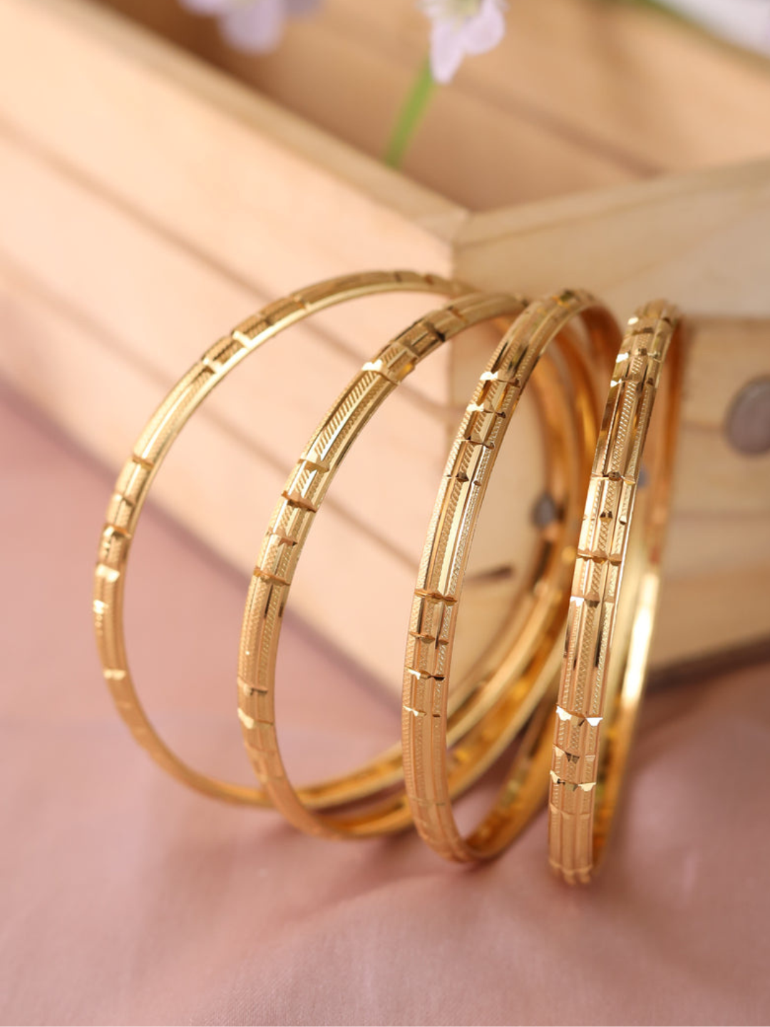 Radhika Bangle ( Set of 4)