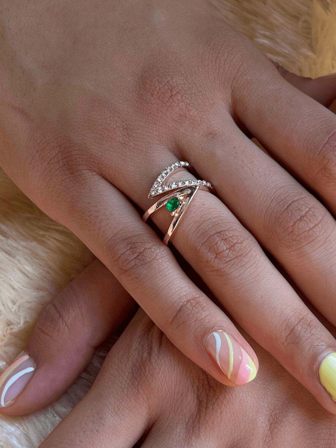 Standout Artistic Emerald Adjustable Ring - Zerakijewels