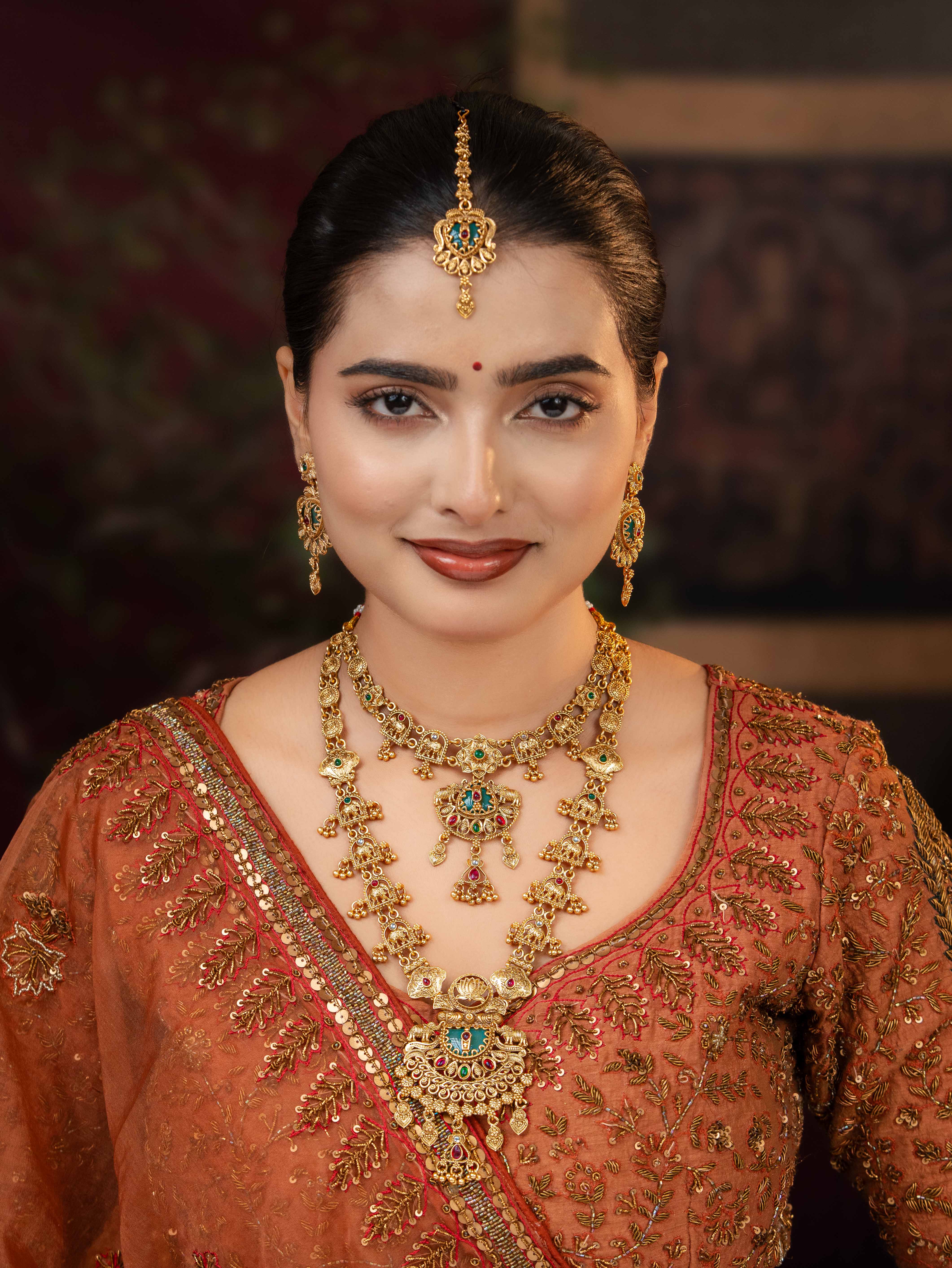 Hiyana Necklace Set