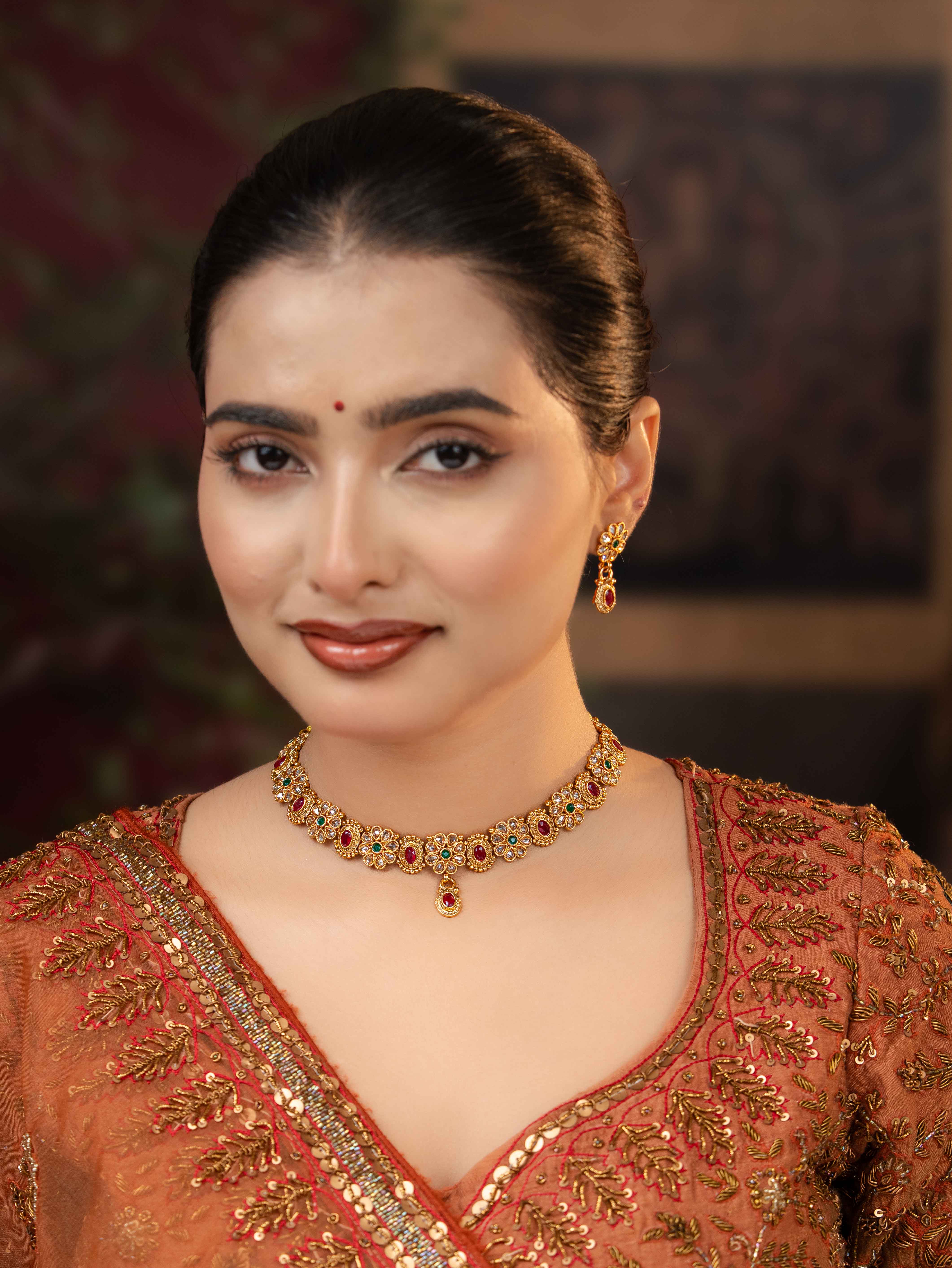 Hansika Necklace Set