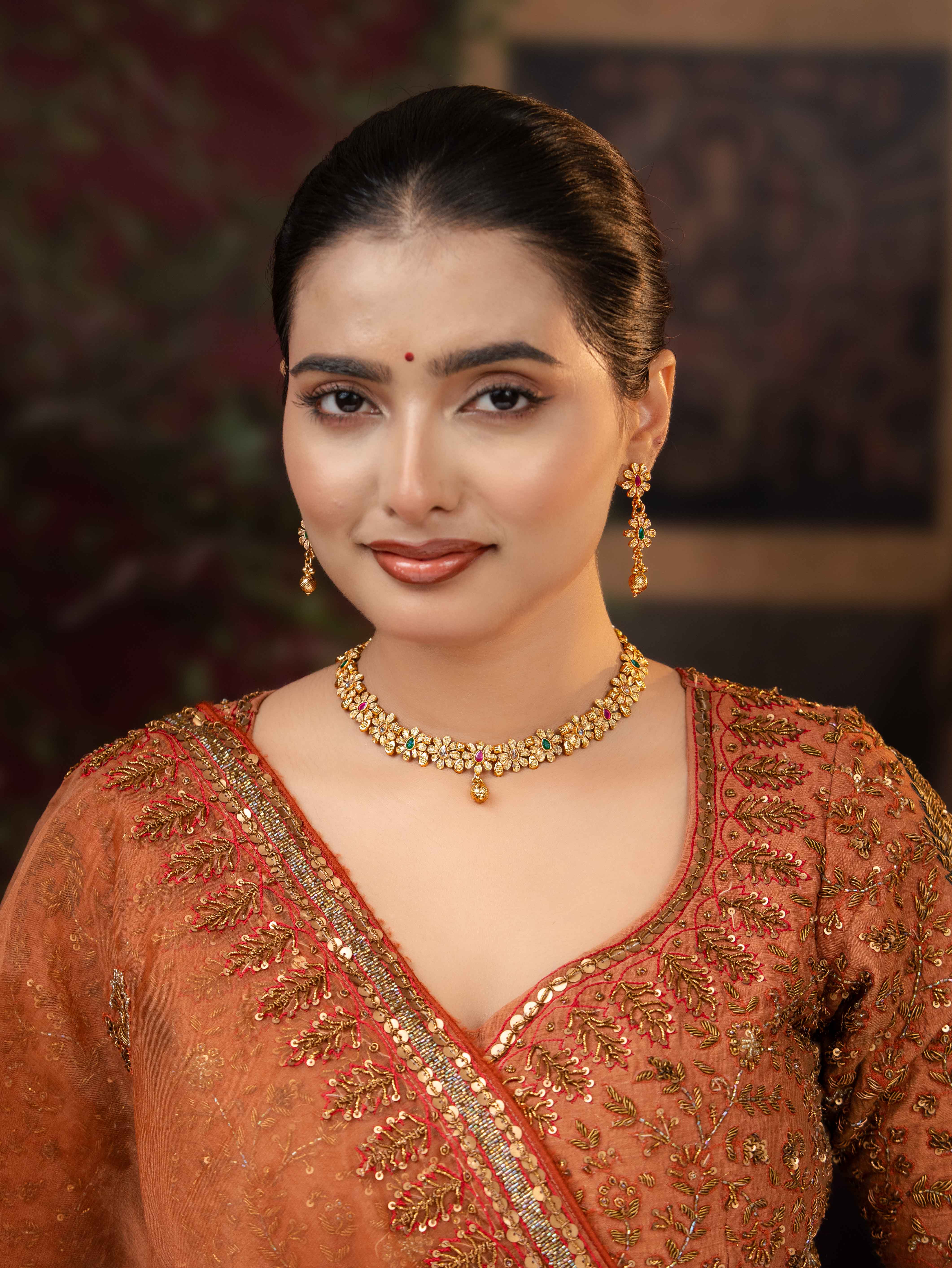 Ratnavali Necklace Set