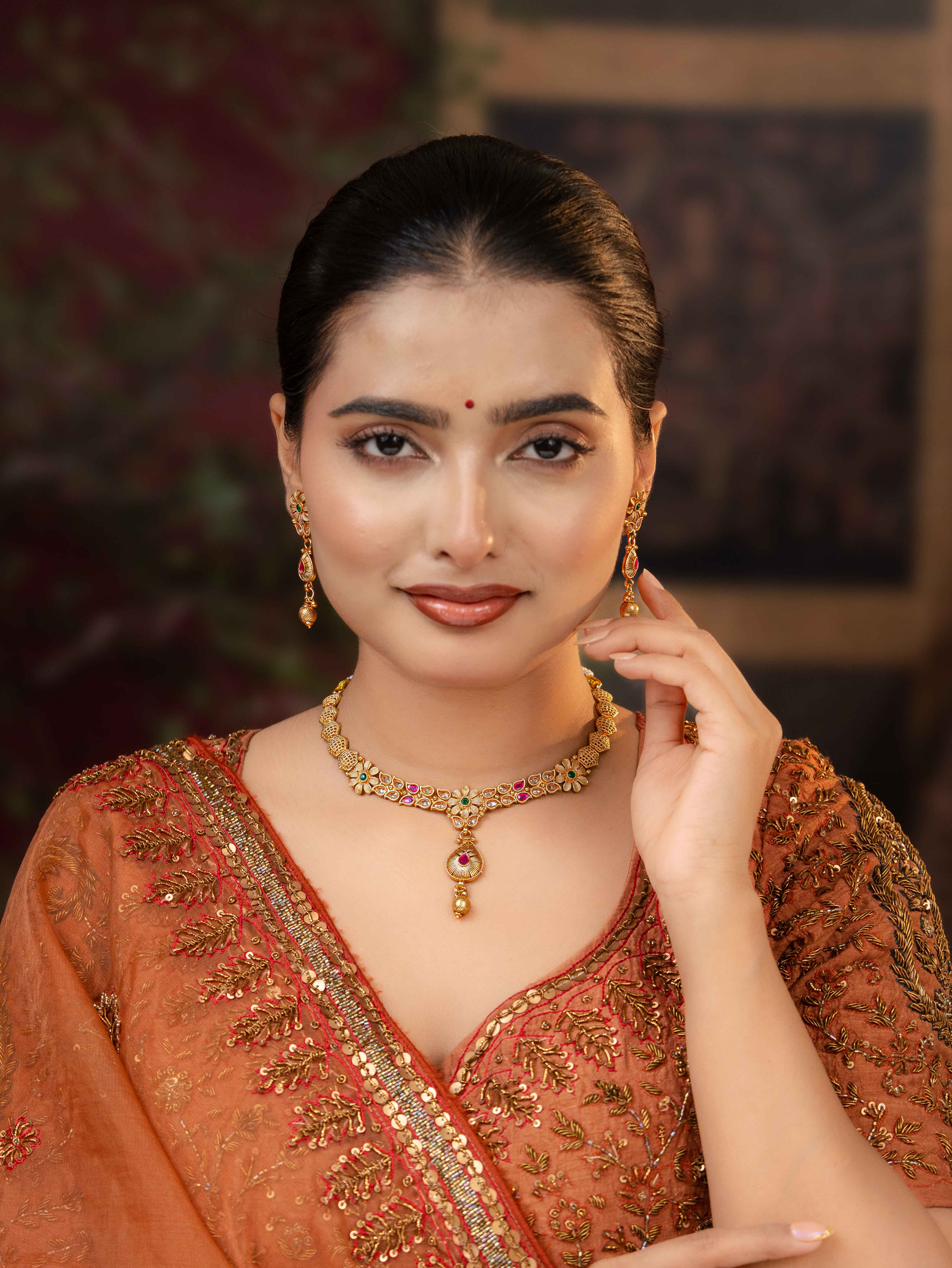 Eshwari Necklace Set