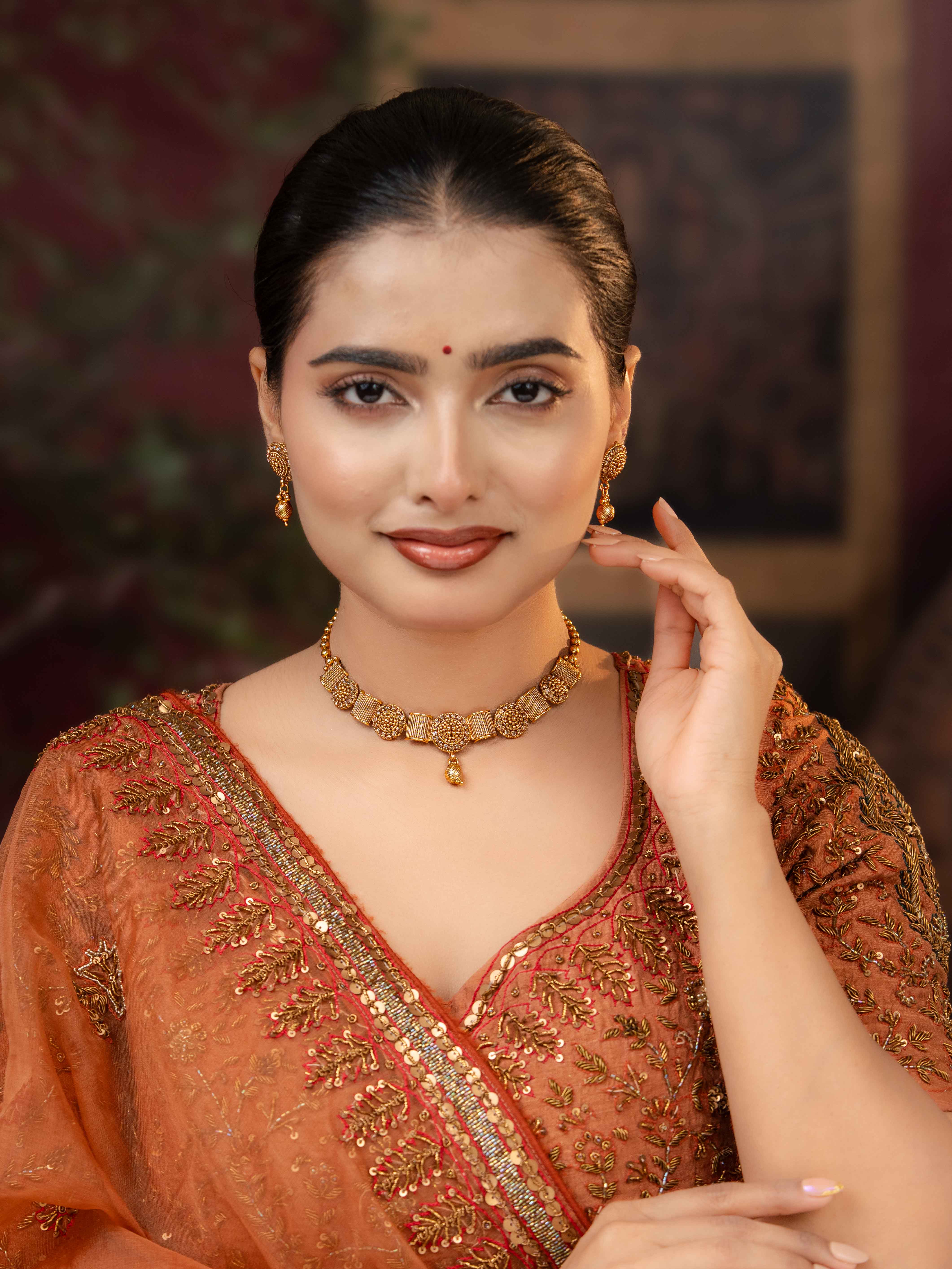 Jivika Necklace Set