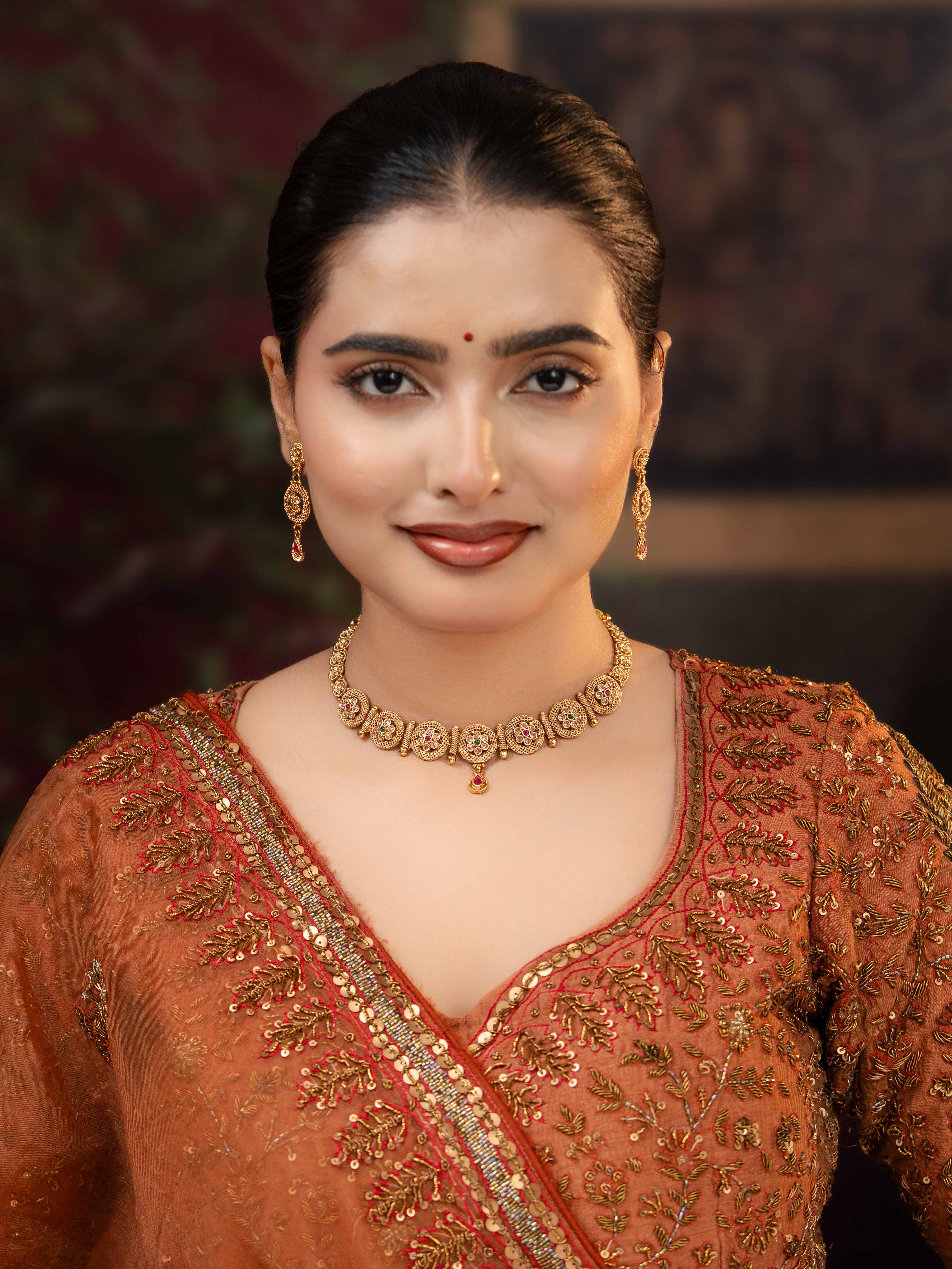 Dakshita Necklace Set