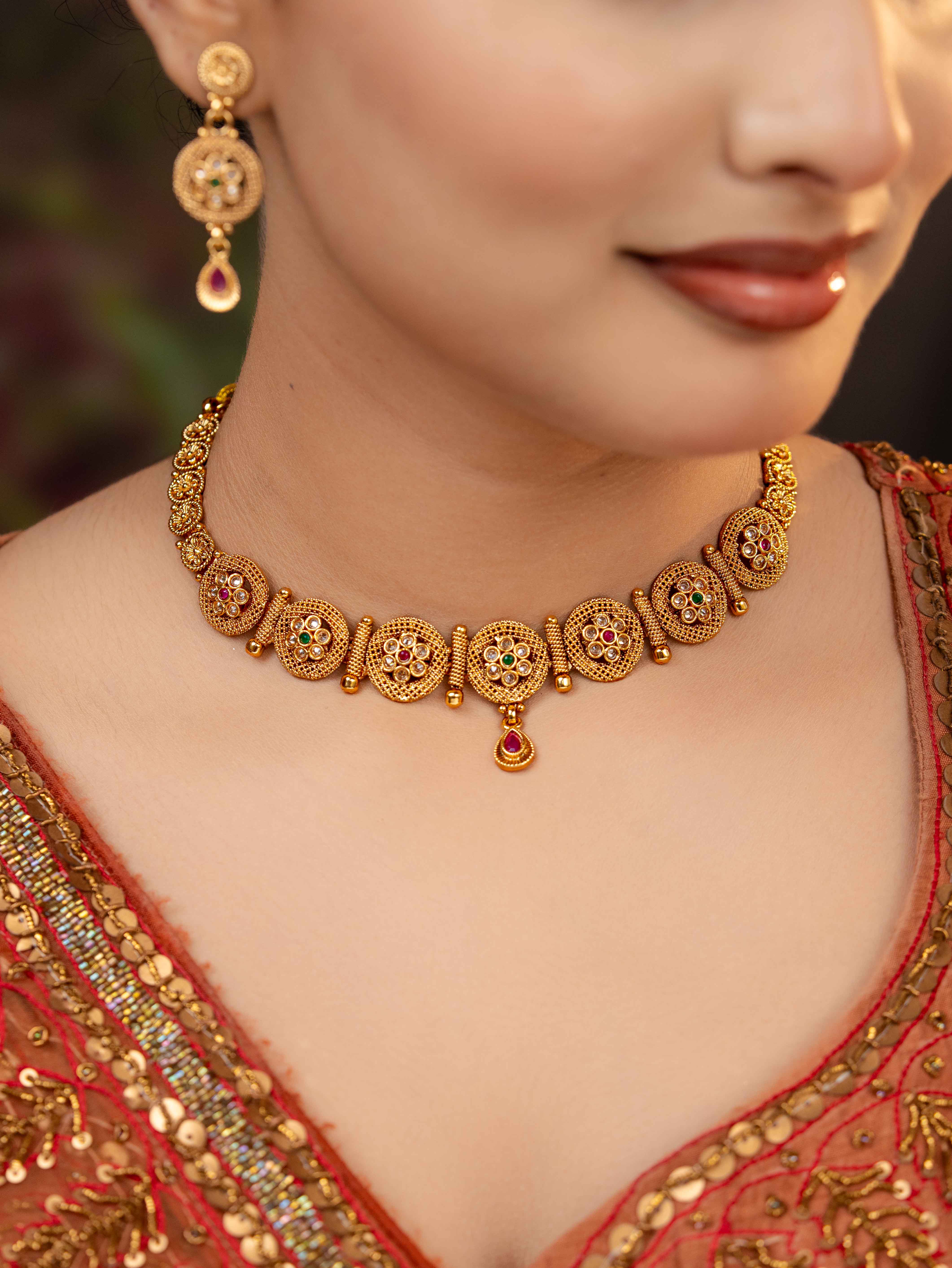 Dakshita Necklace Set