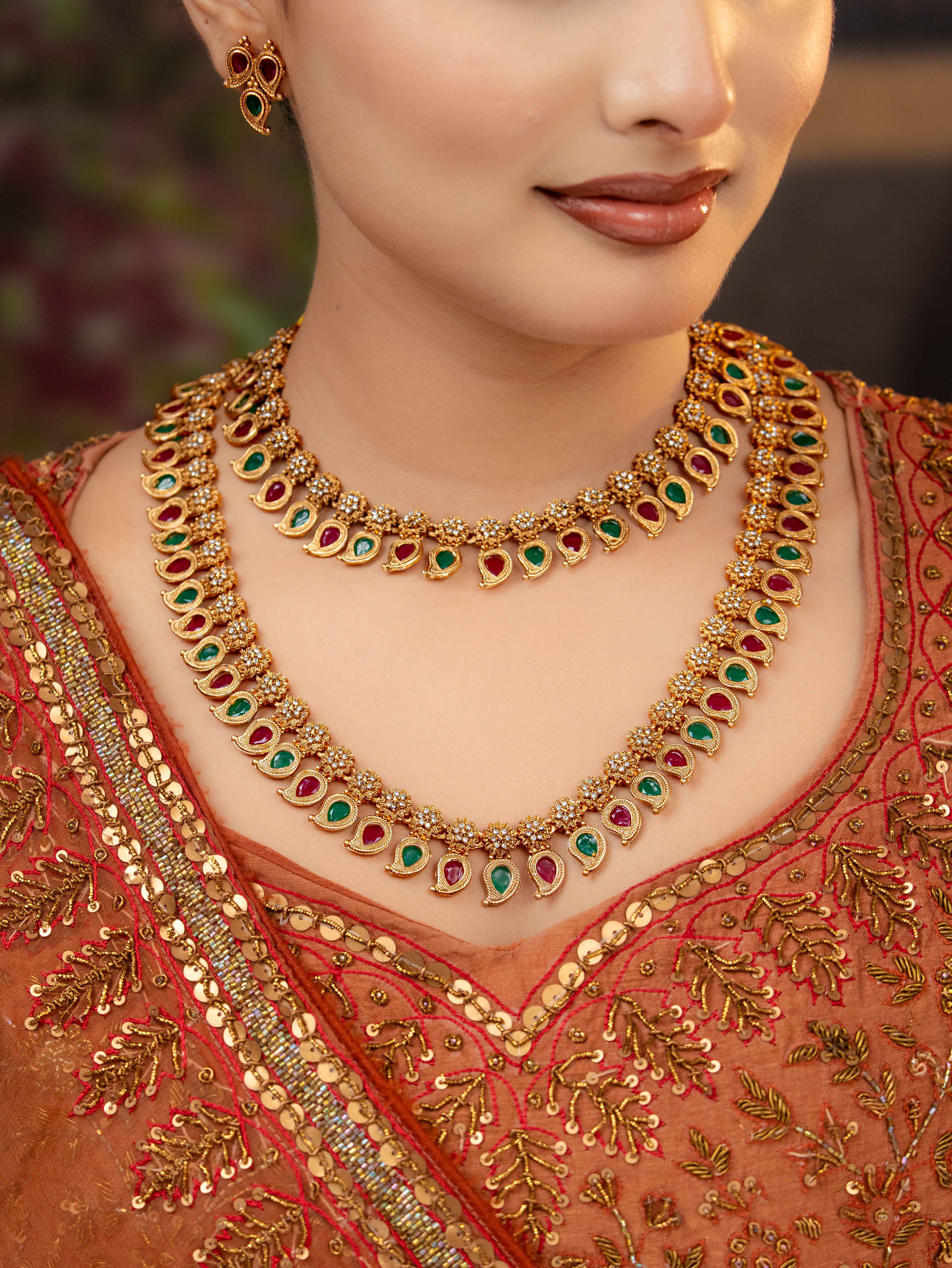 Riwaayat Necklace Set