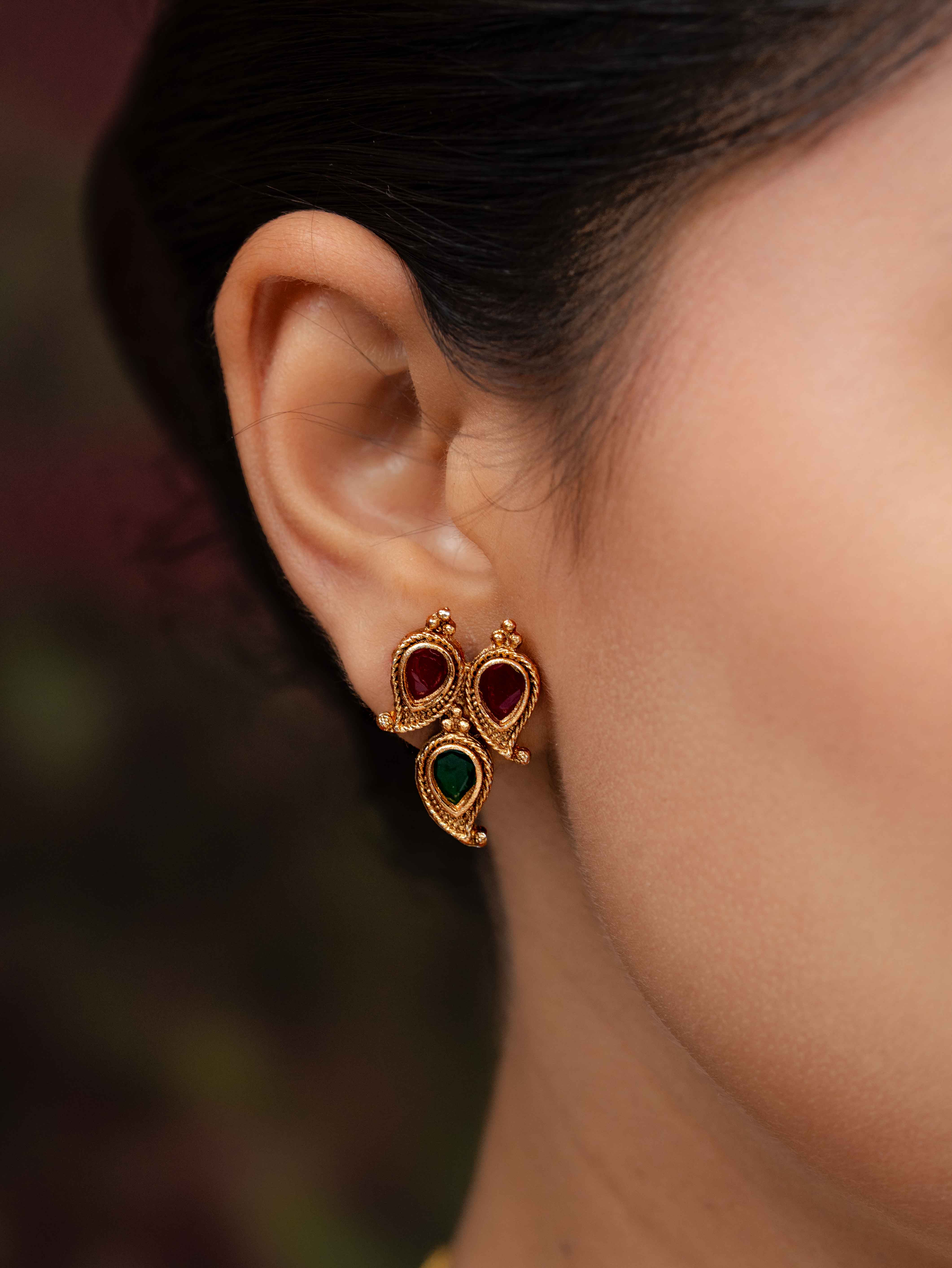 Riwaayat Necklace Set