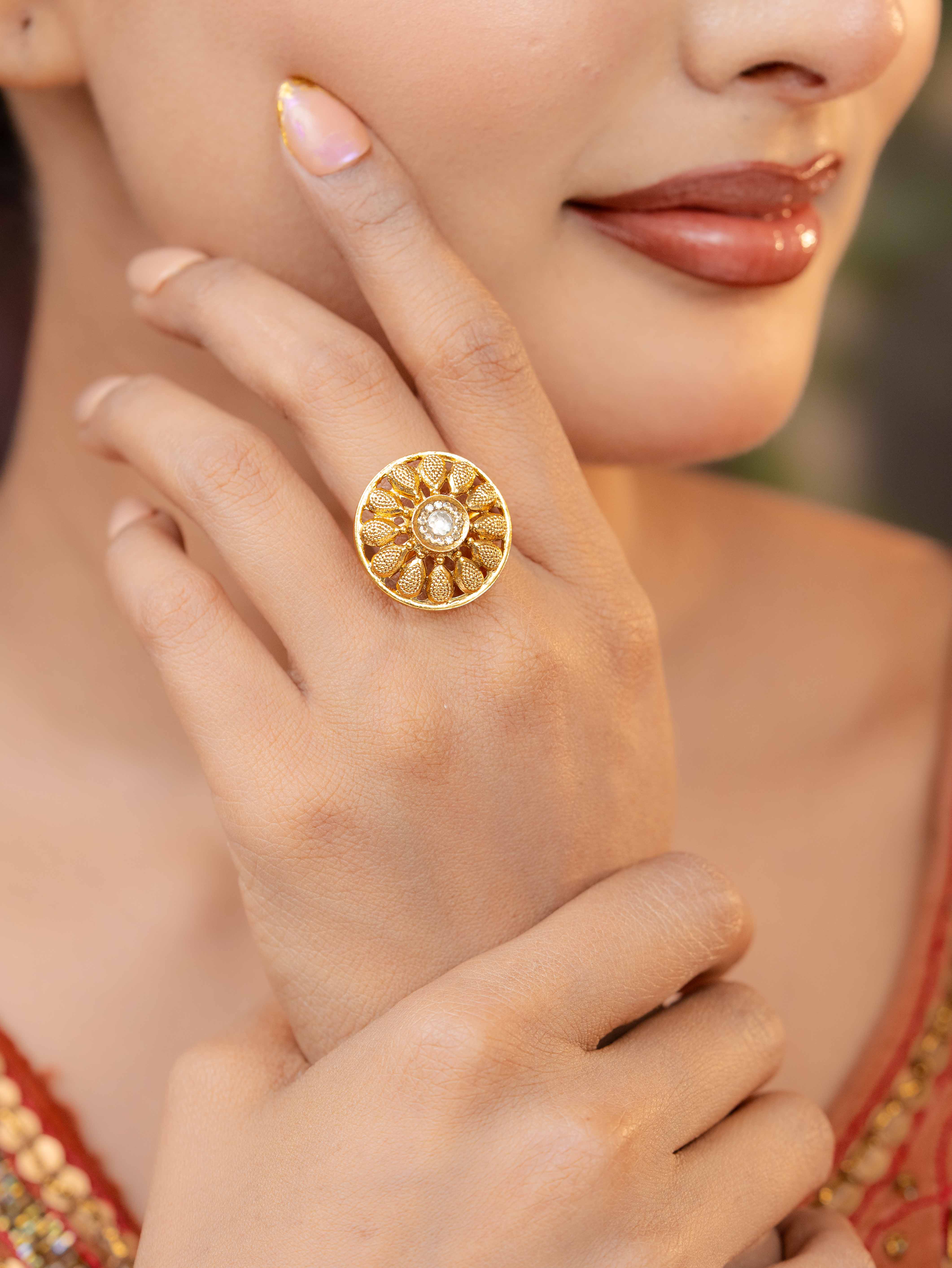 Eira Adjustable Ring