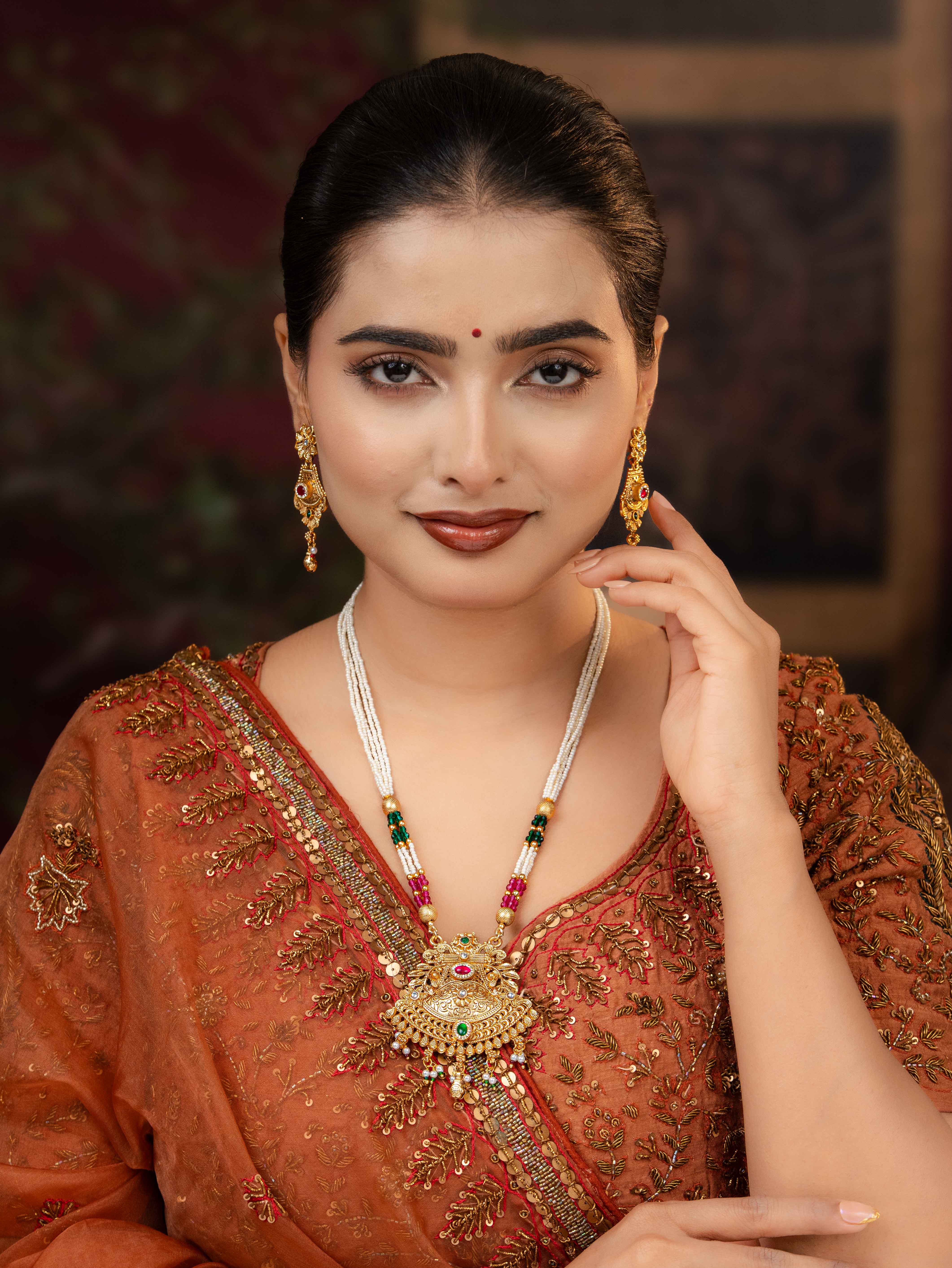 Meherang Necklace Set