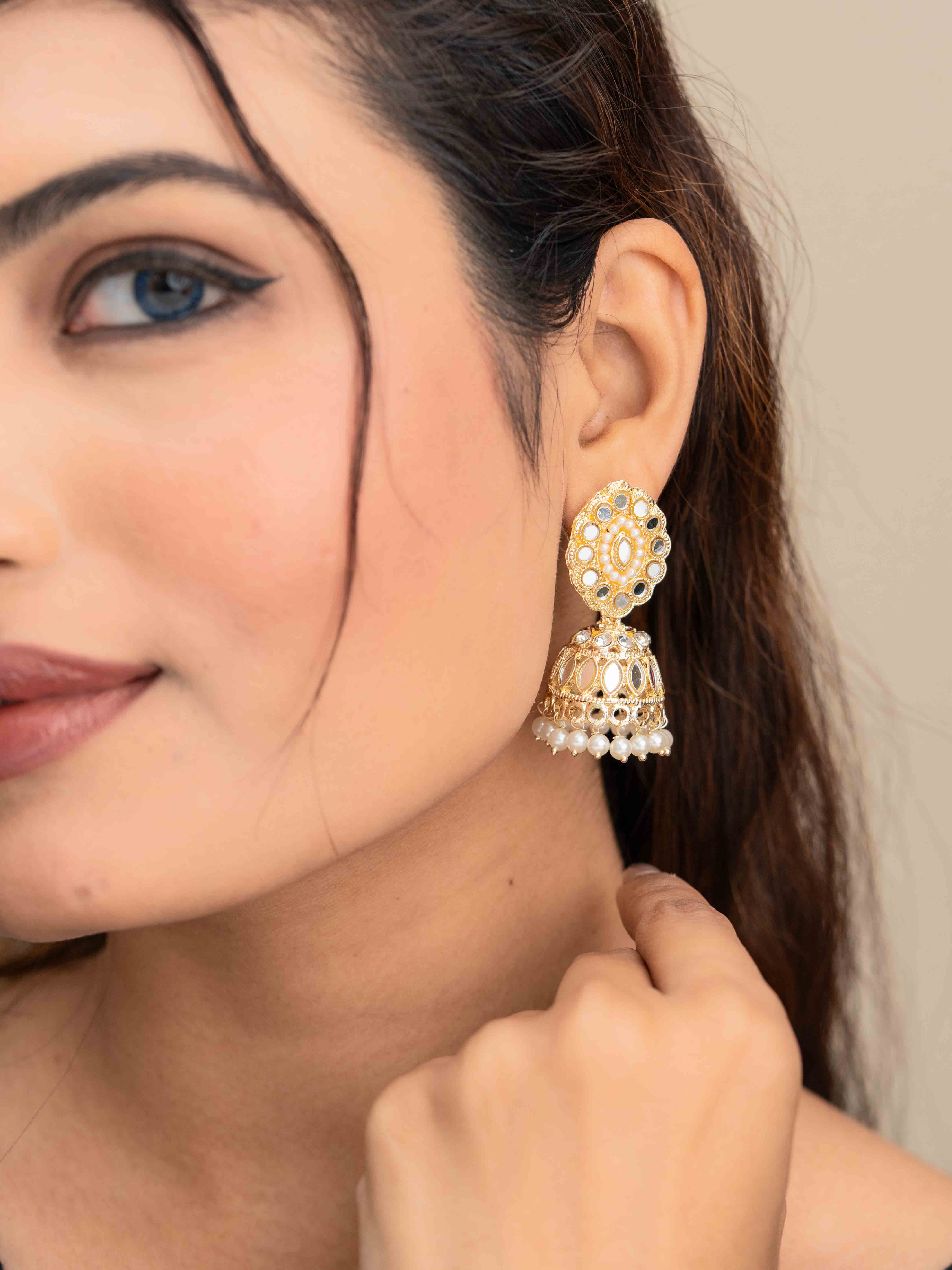 Saanj Jhumkas