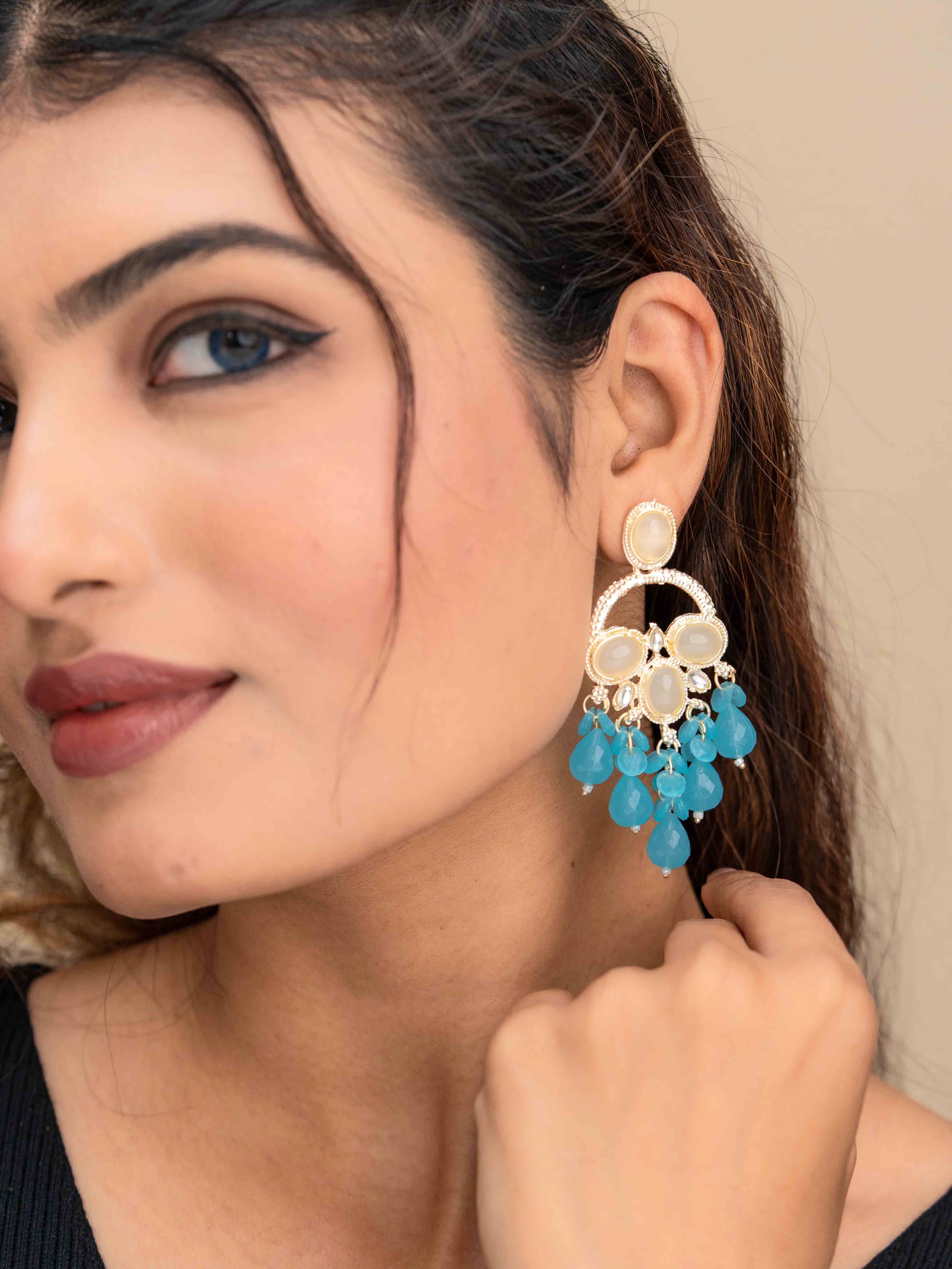 Suhasini Chandbalis
