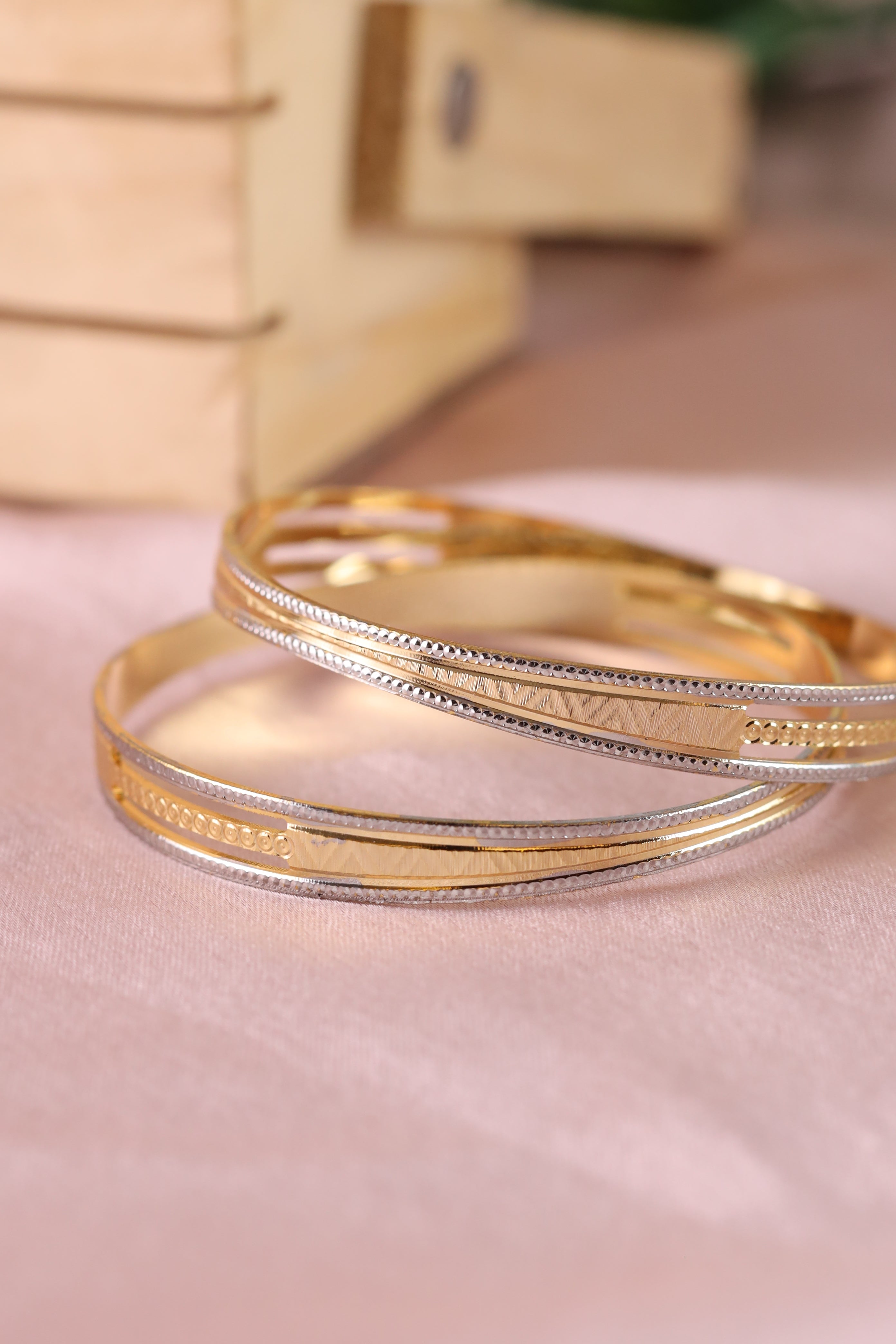 Manubhai Jewellers City Gold Bangles Design Gold Ki Bangles K