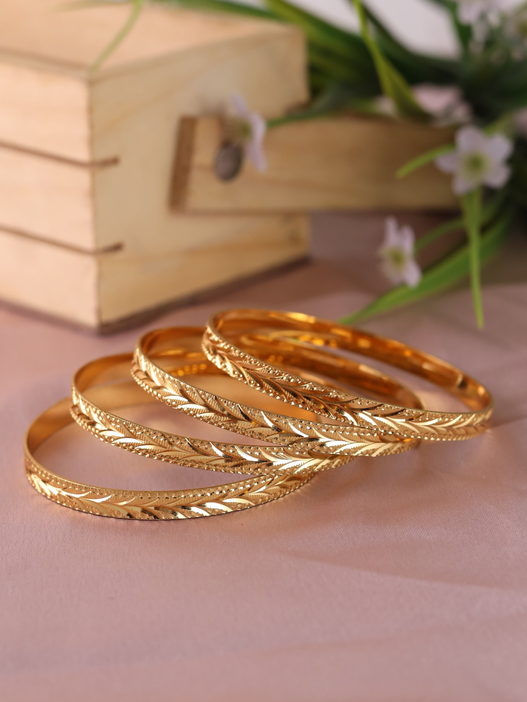 Pihu Bangle  ( Set of 4 )