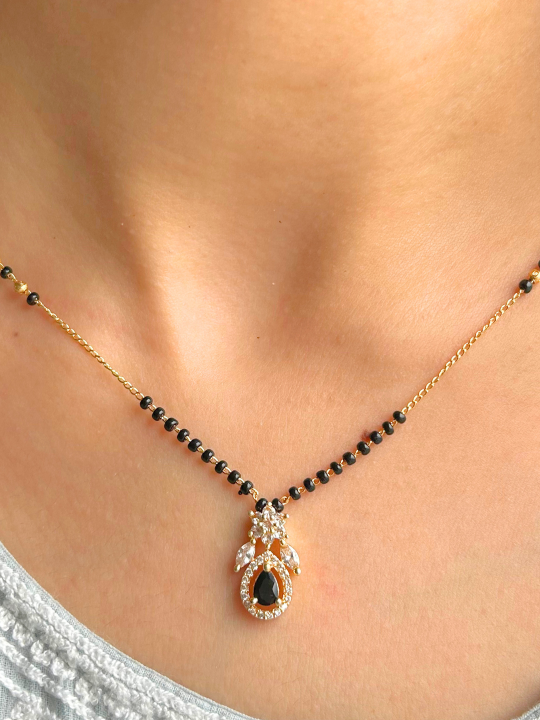 Aanya Gold Mangalsutra