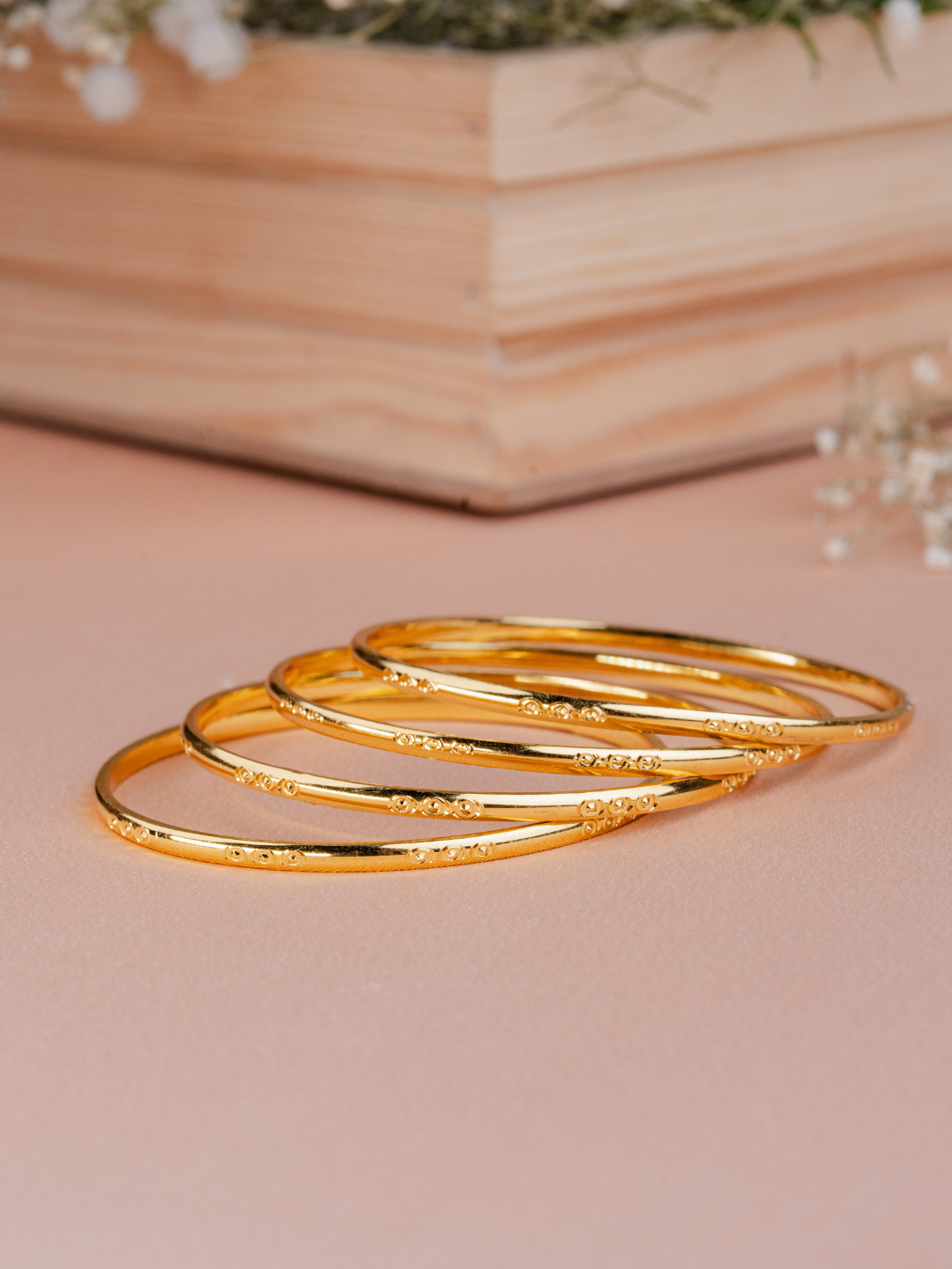 Saanvi Bangle. (Set of 4)