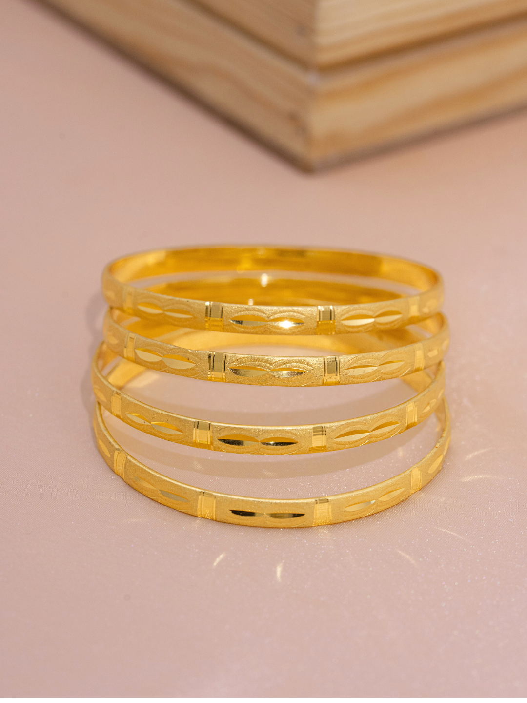 Madhuri Bangle ( Set of 4 )