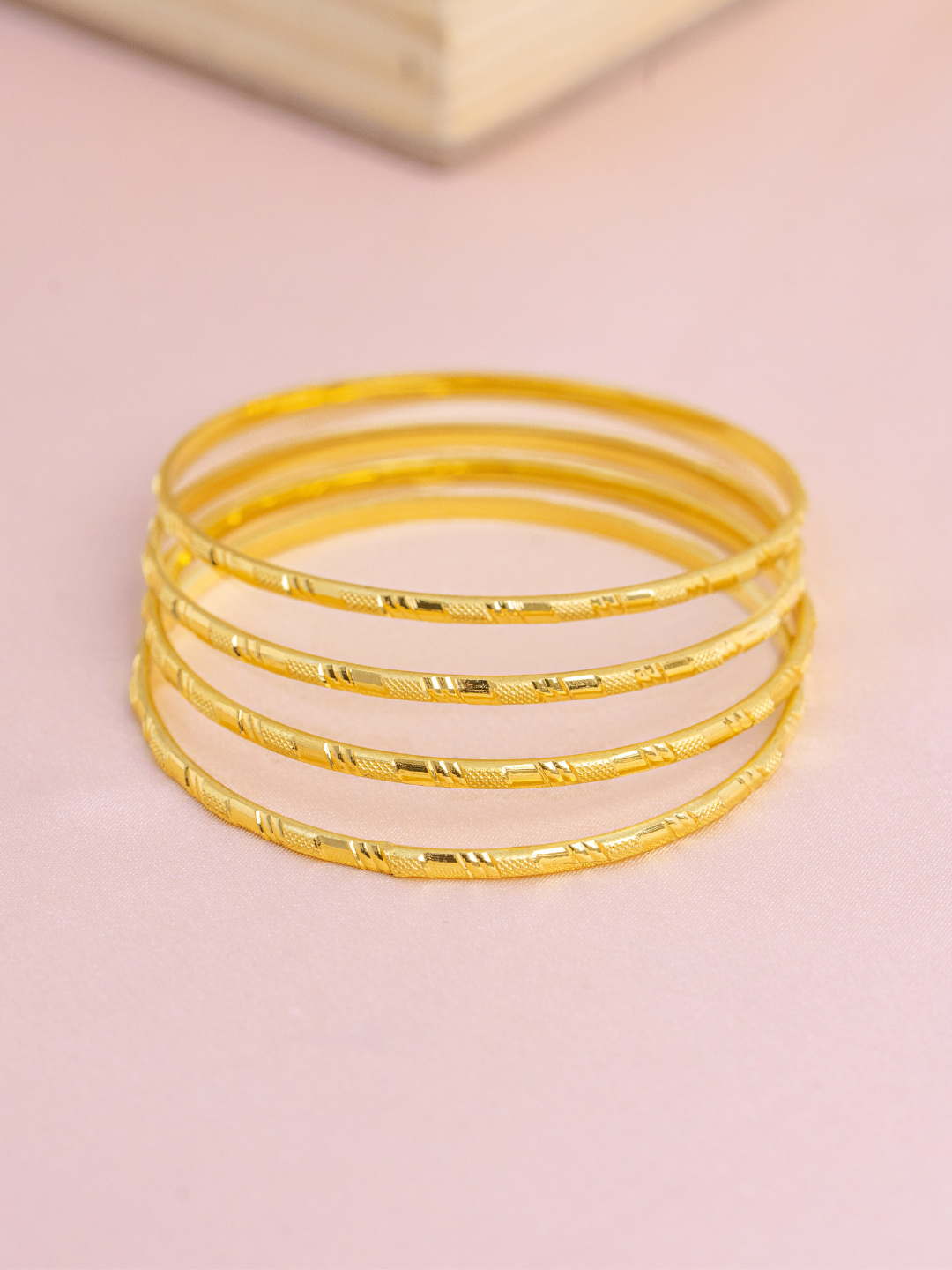 Riti Bangle.  (Set of 4)