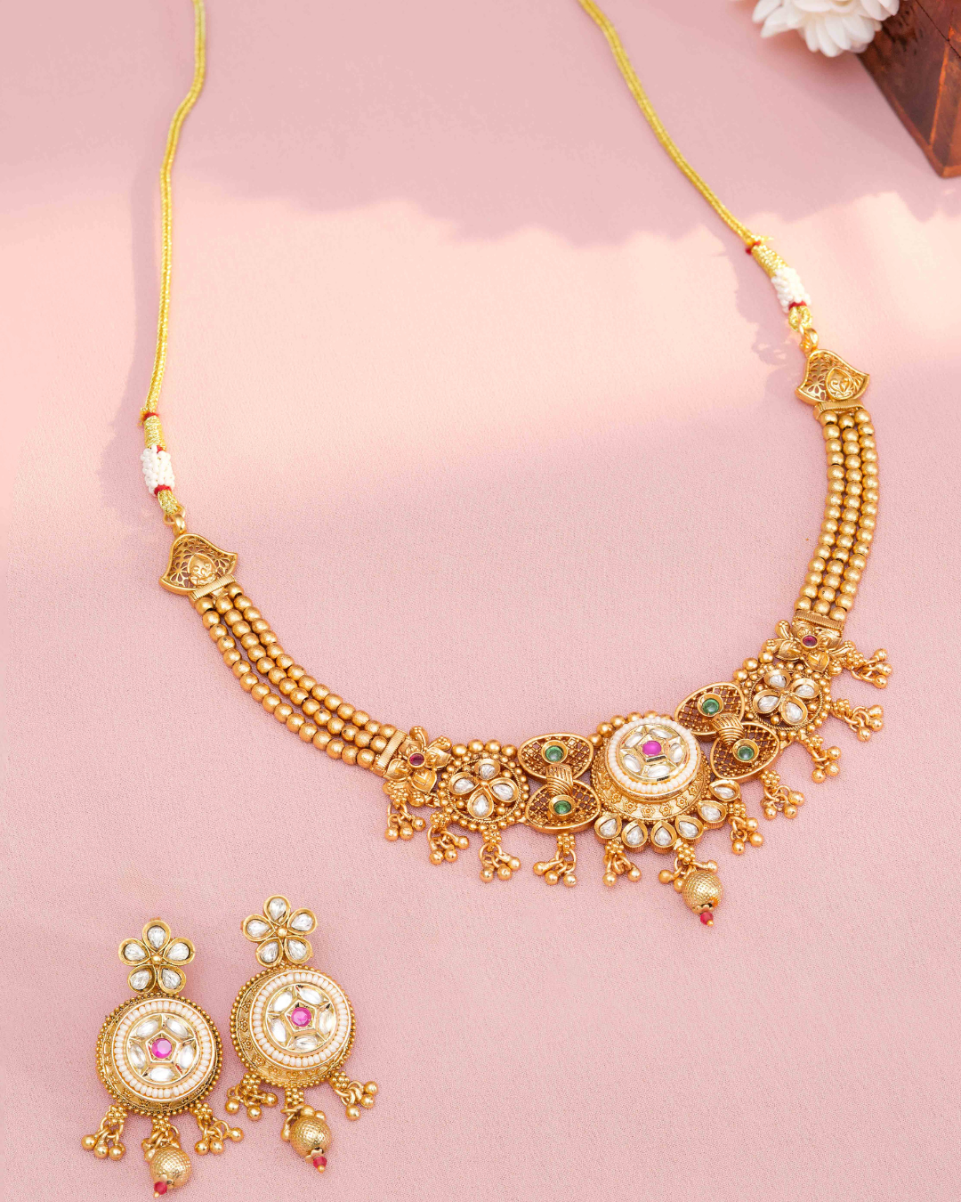 Mayavati Necklace Set