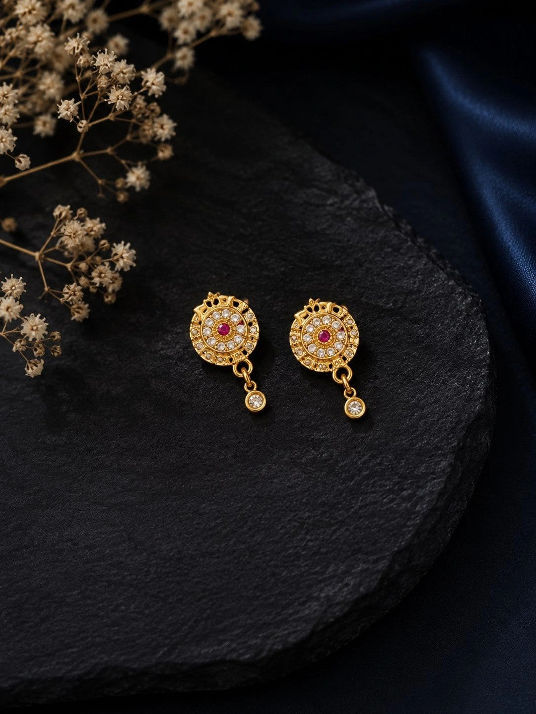 Vidhi Studs