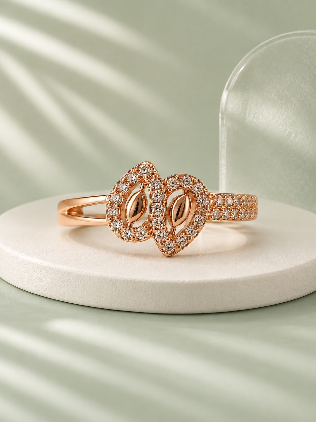 Nia Adjustable Ring