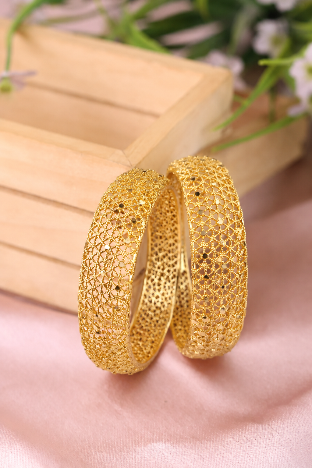 Julie Bangle (Set of 2)