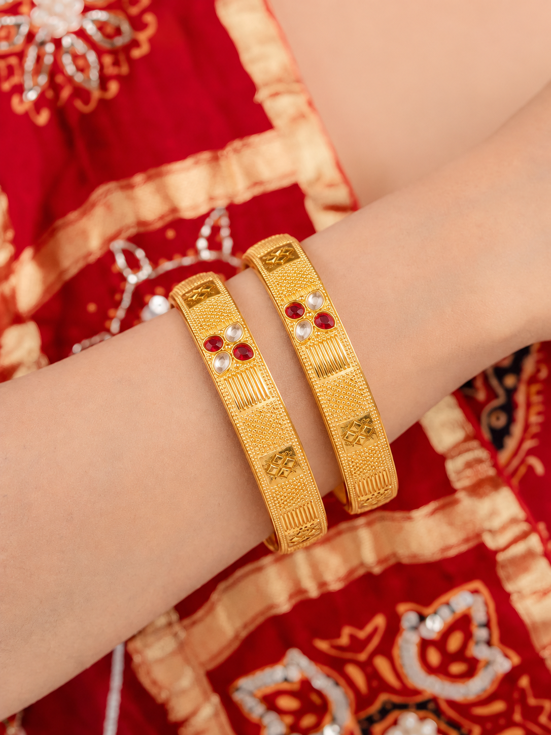 Muskan Bangle (Set Of 2 )