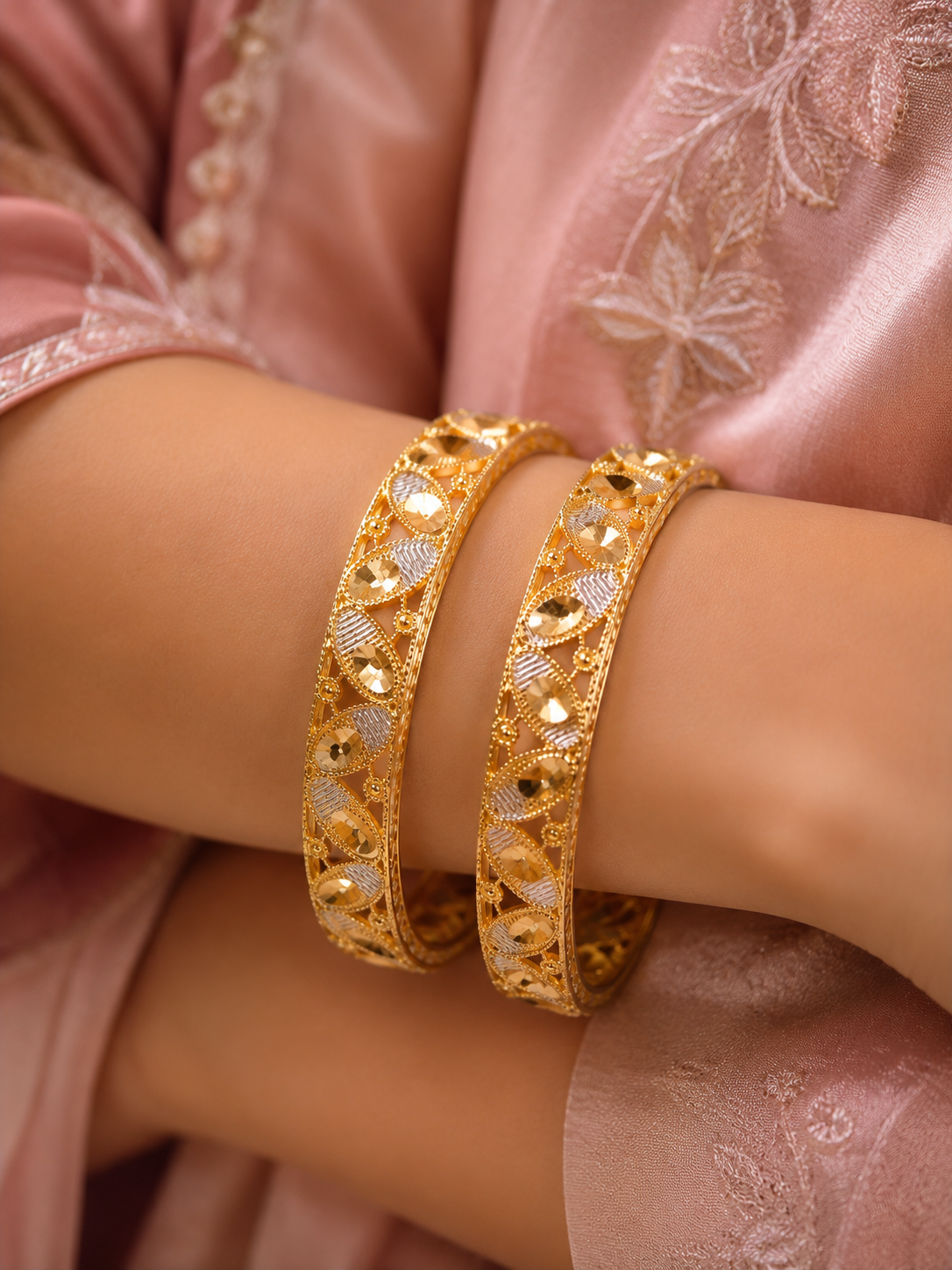 Aashika Bangle ( Set of 2 )