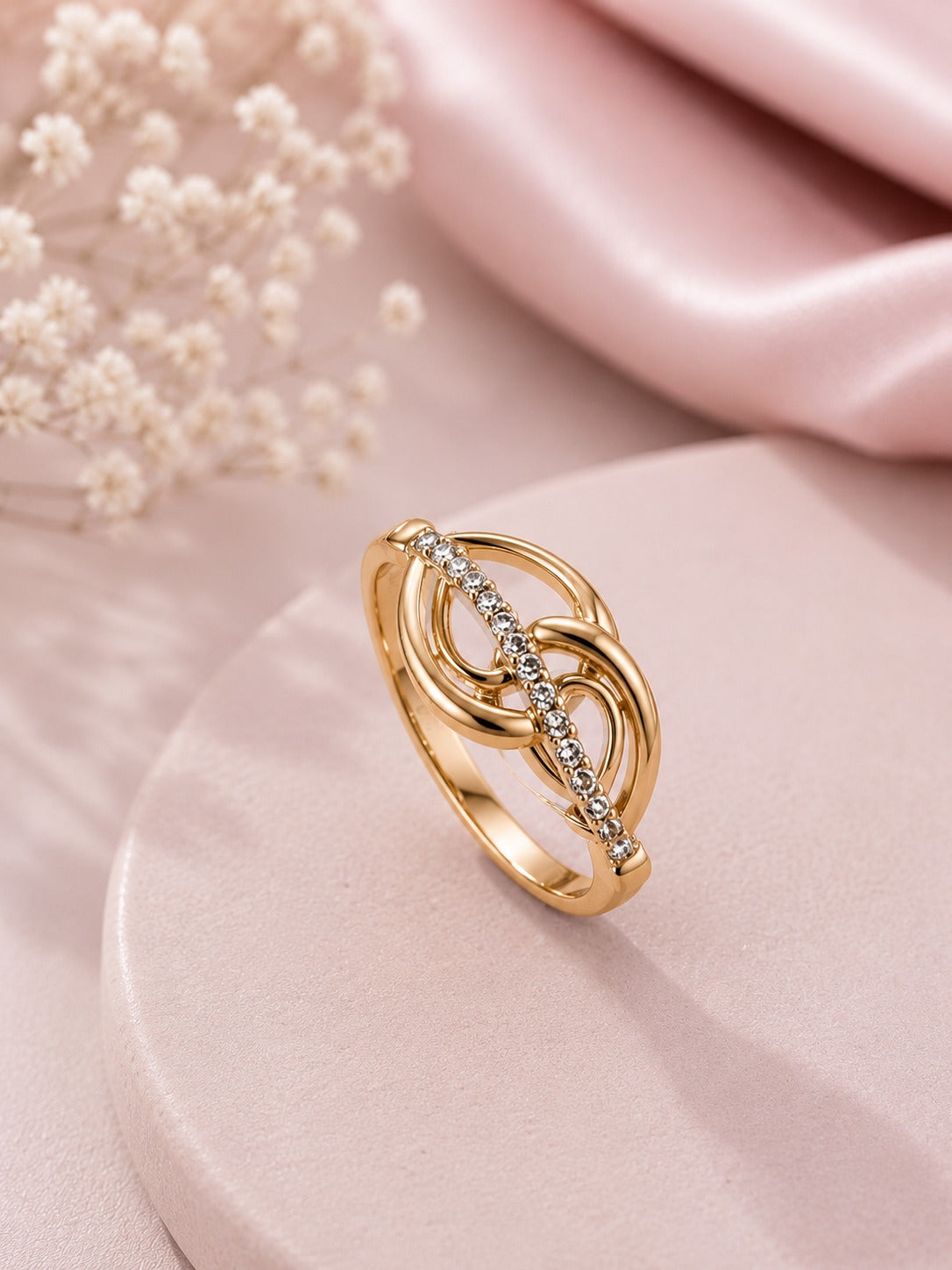 Komal Adjustable Ring