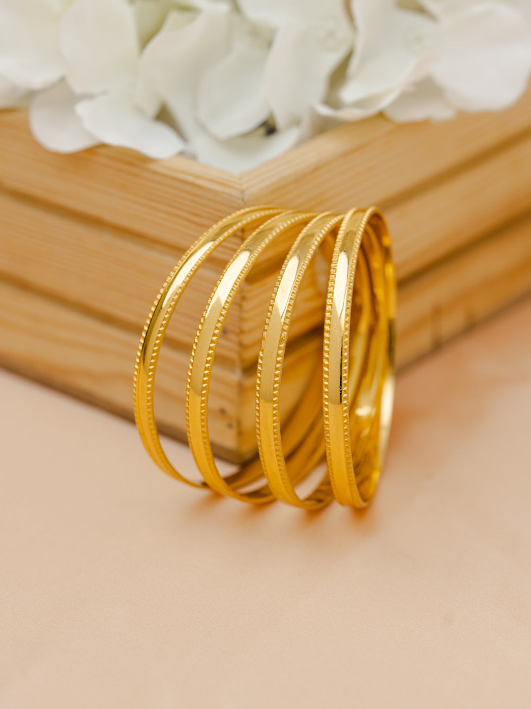 Suchita Bangle.  ( Set of 4 )